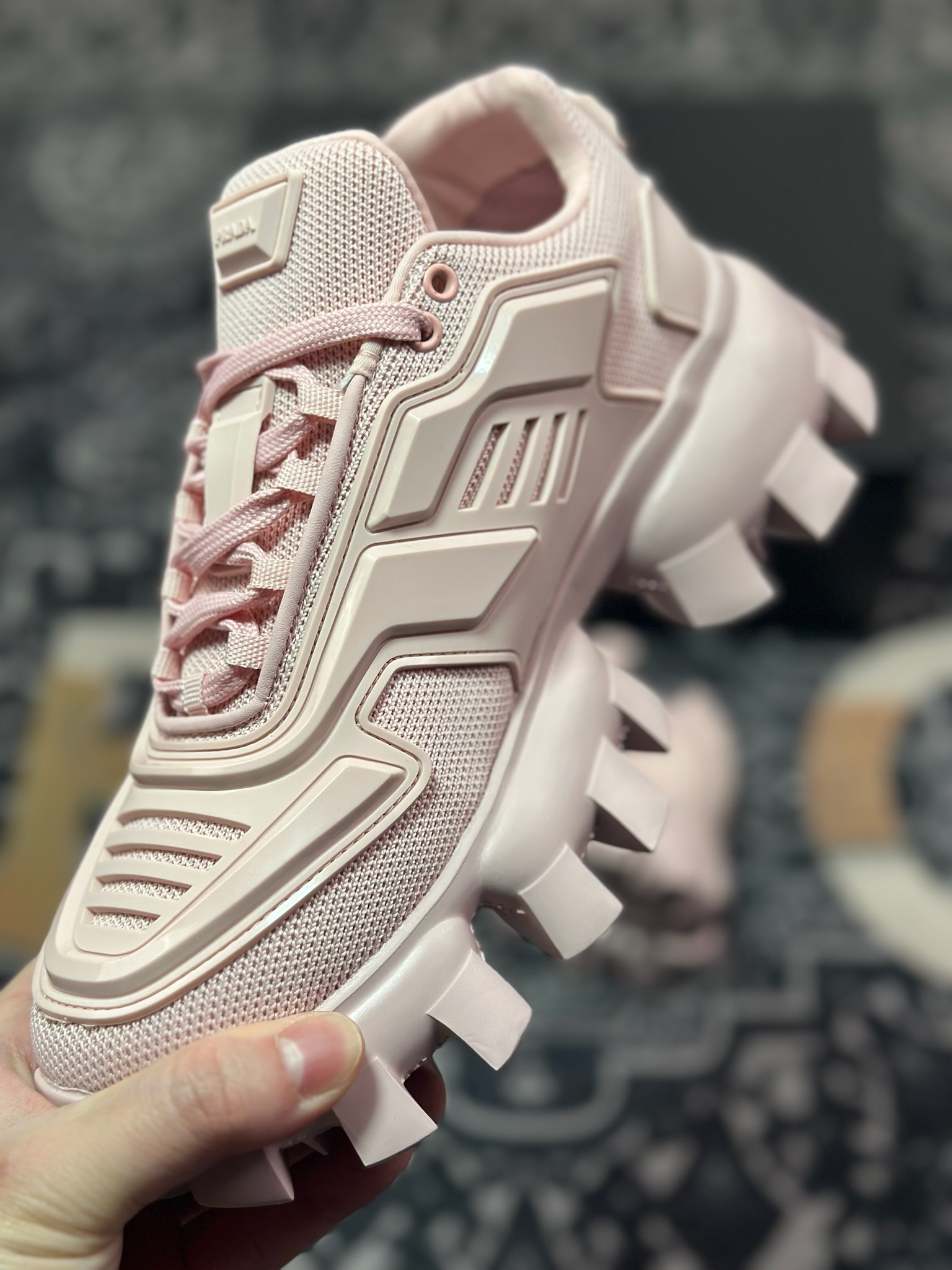 B7320  普拉达Prada Cloudbust Thunder Low Sneakers 风暴雷电百搭休闲运动鞋“樱花浅粉”1E819L_3KR2_F0E18_050
