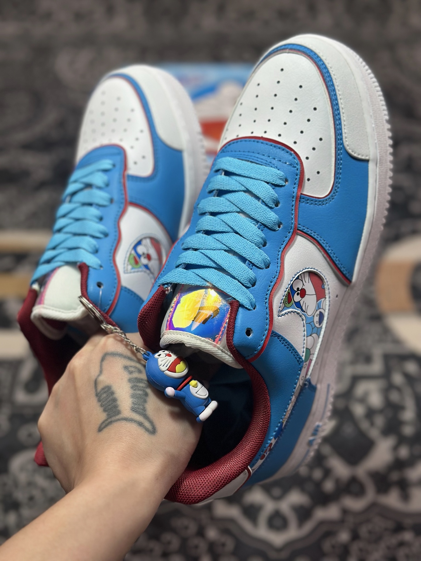 B2240  Nk Air Force 1'07“Doraemon”机器猫主题空军一号低帮休闲板鞋   BQ8988-106