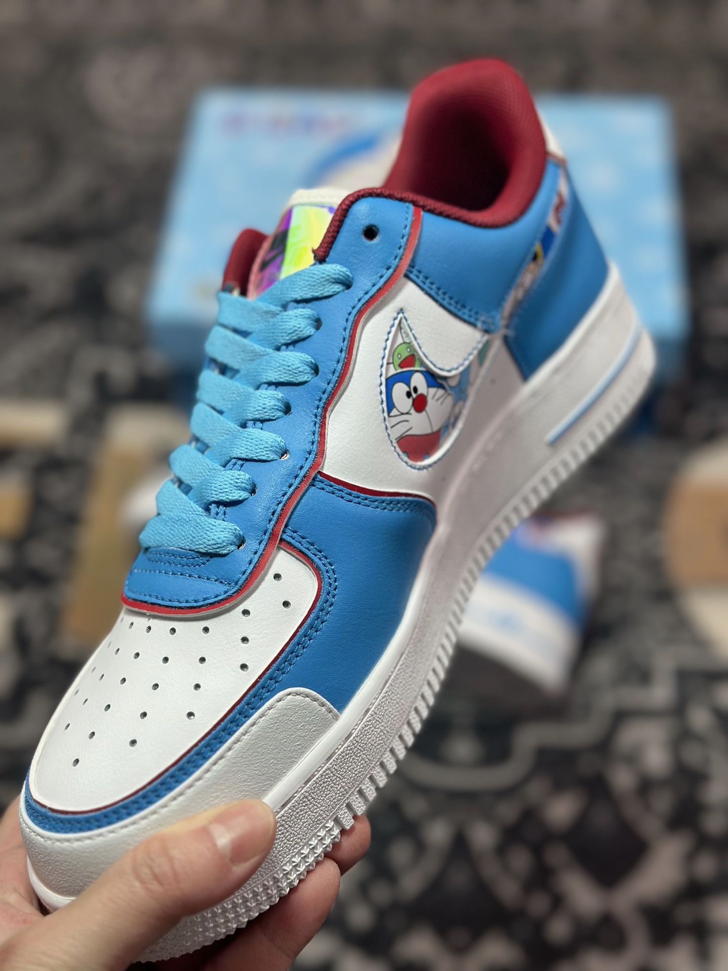 B2240  Nk Air Force 1'07“Doraemon”机器猫主题空军一号低帮休闲板鞋   BQ8988-106
