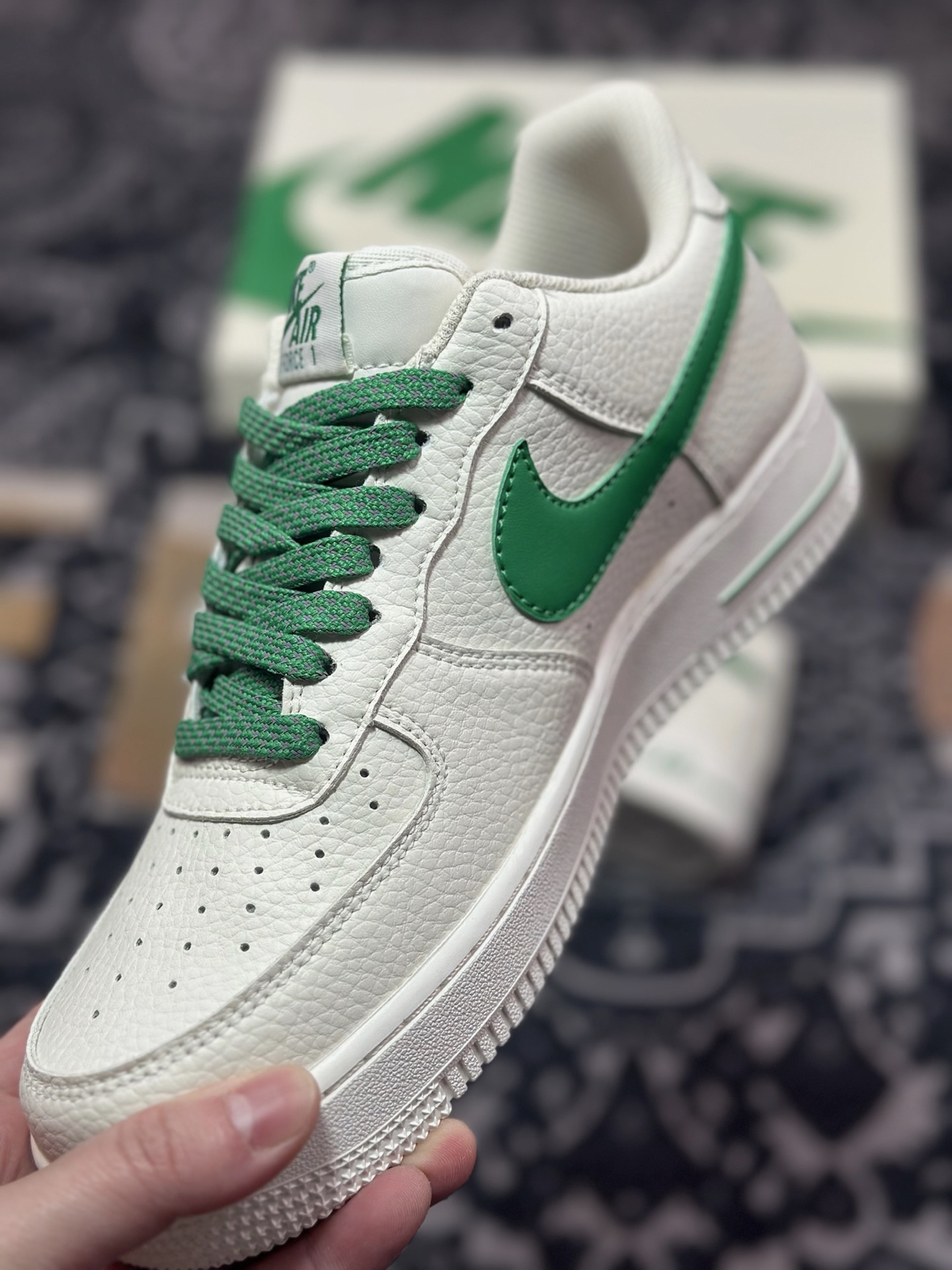 Nike Air Force 1 Low 07 白绿小钩 DD8959-707