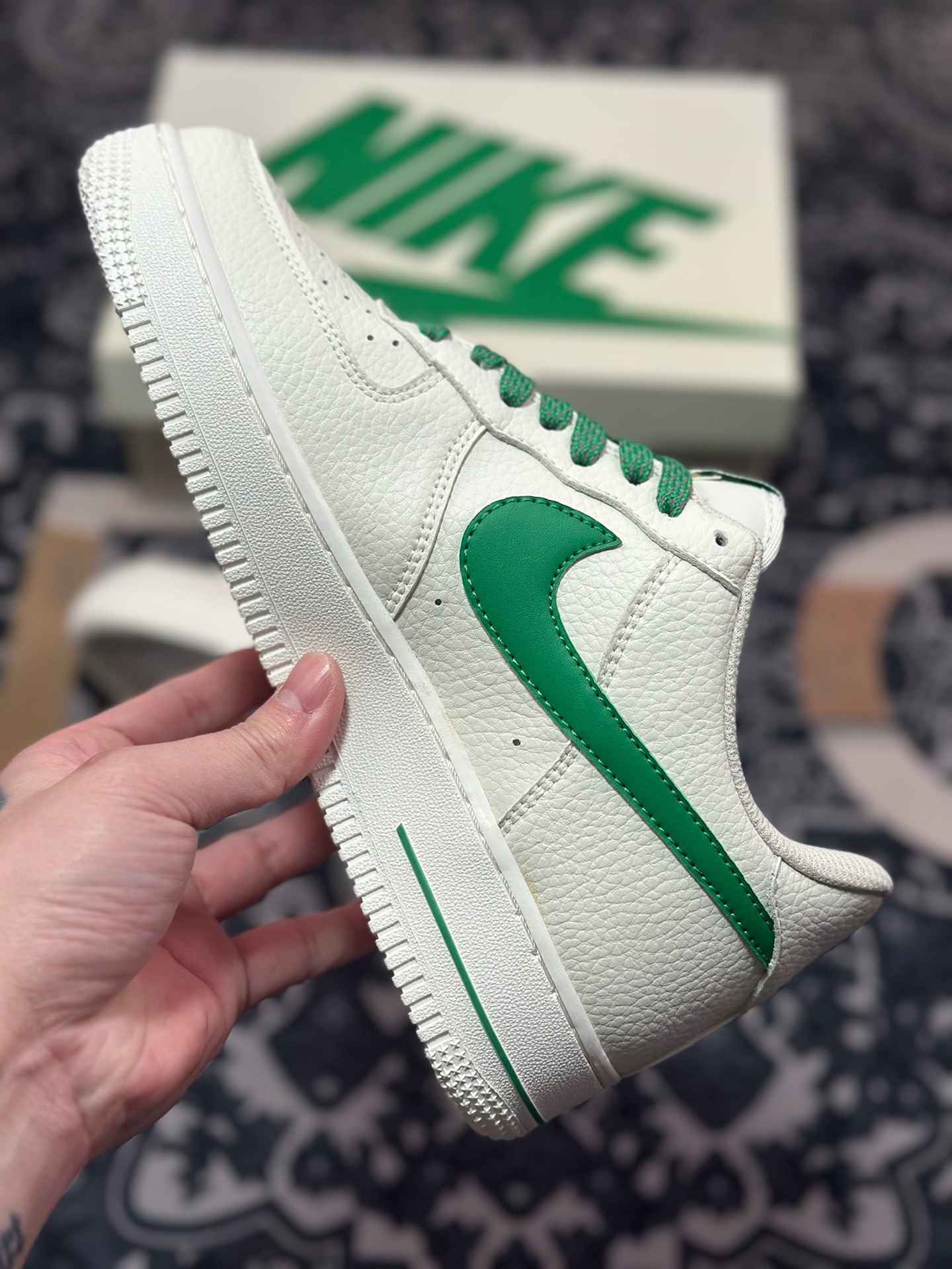 Nike Air Force 1 Low 07 白绿小钩 DD8959-707