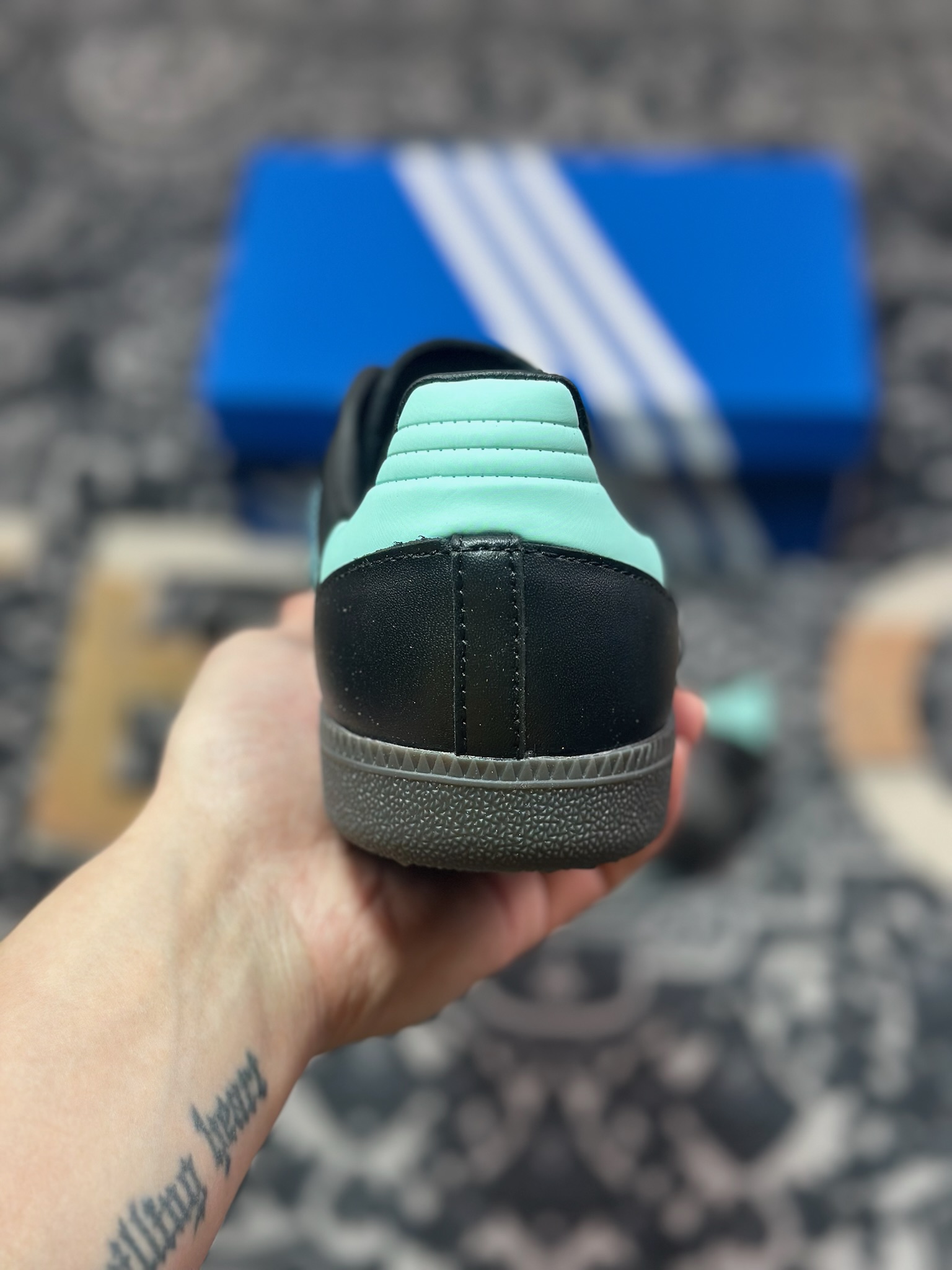 A4160  Adidas Samba OG 复古桑巴板鞋   JR7109