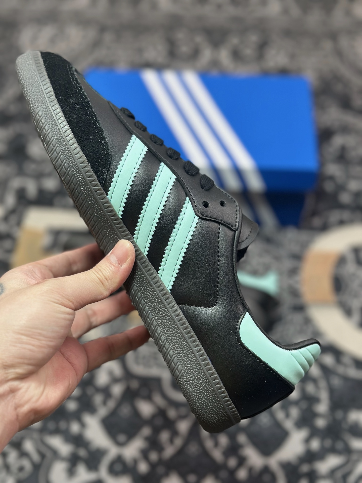 A4160  Adidas Samba OG 复古桑巴板鞋   JR7109