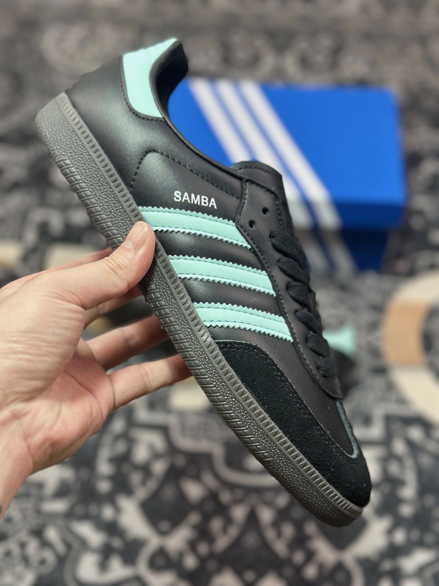 A4160  Adidas Samba OG 复古桑巴板鞋   JR7109