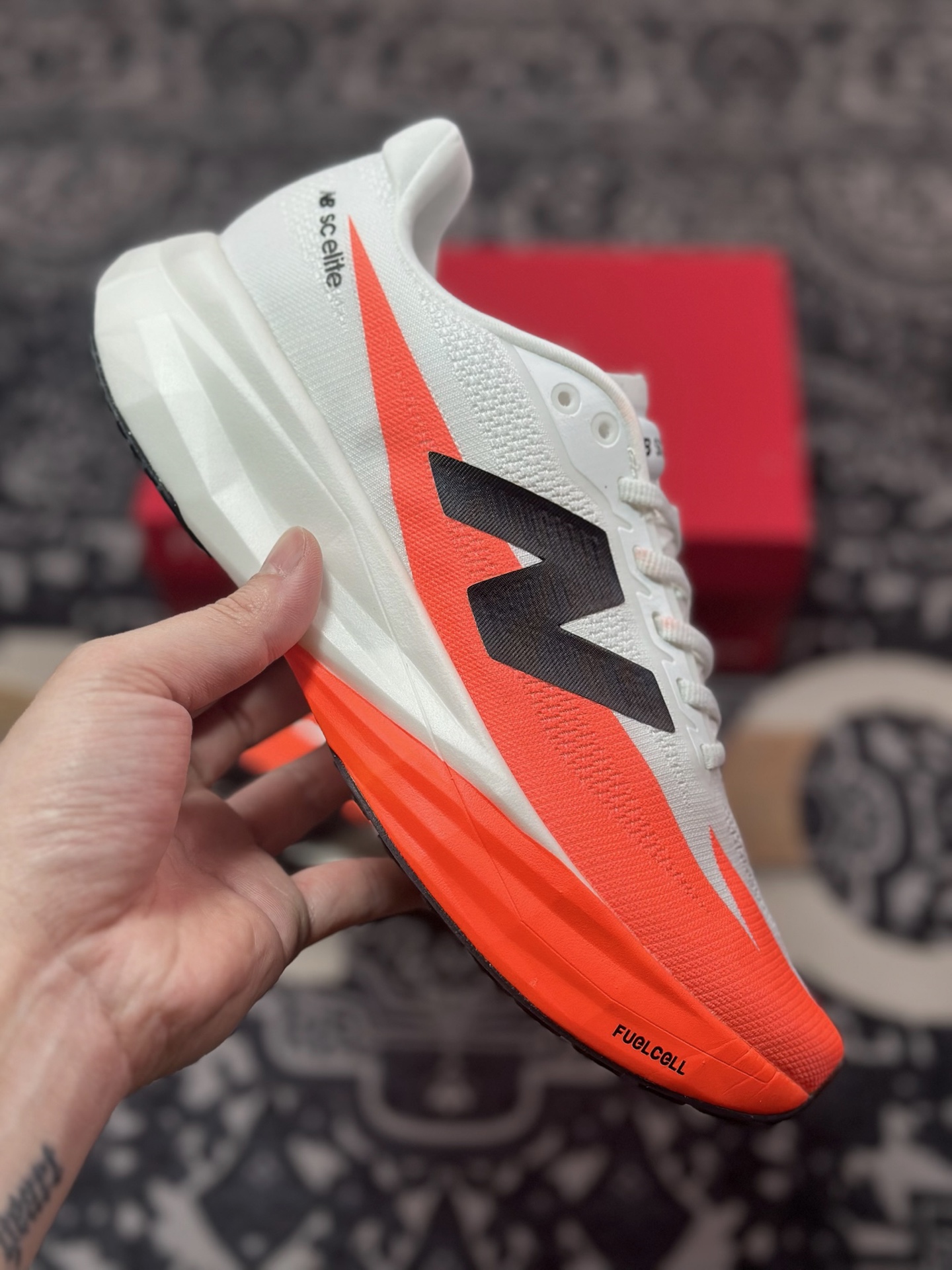 A7200   性能狂飙！New Balance MRCELLR5跑鞋  FuelCell中底
