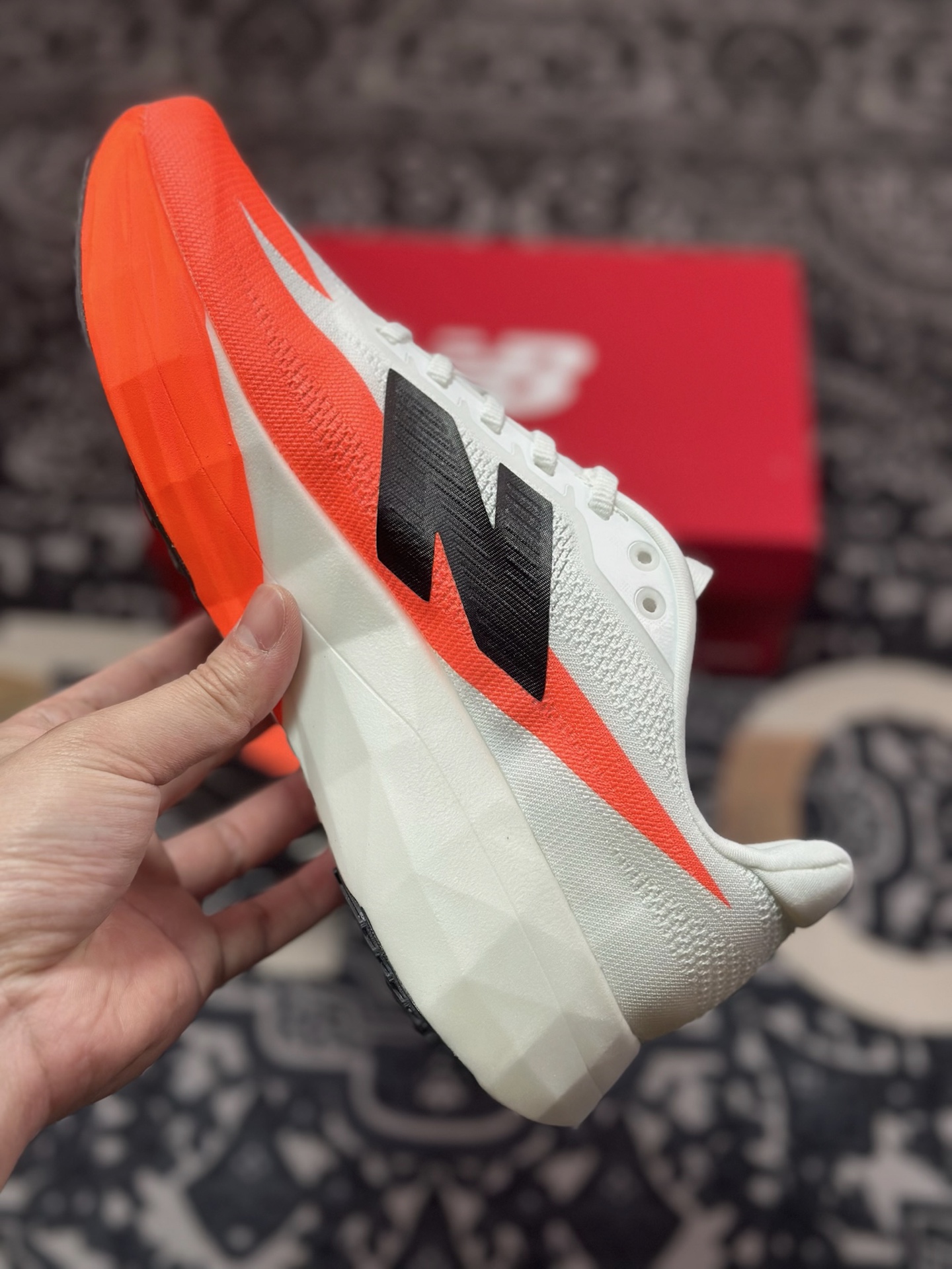 A7200   性能狂飙！New Balance MRCELLR5跑鞋  FuelCell中底