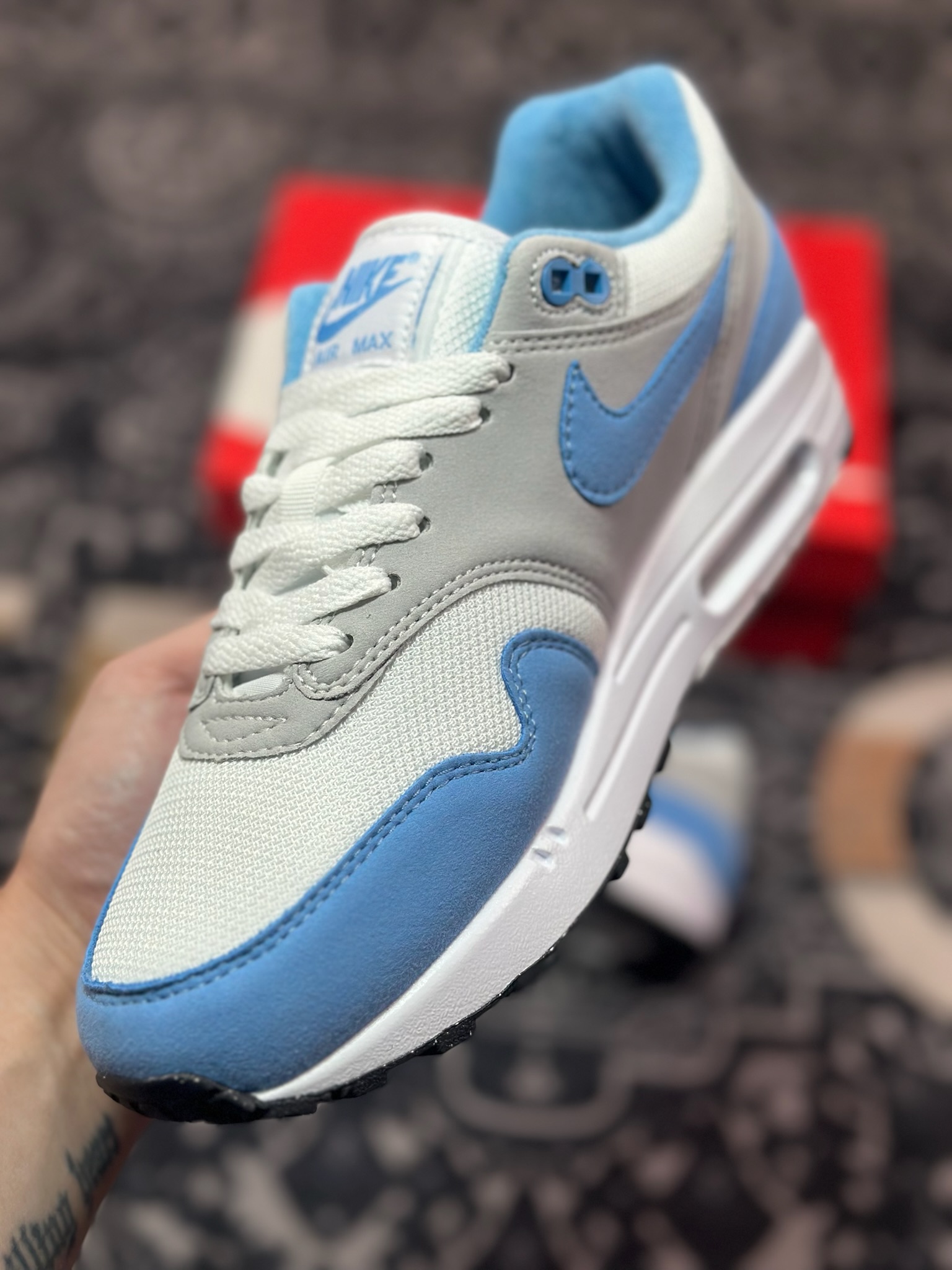 B0220  Nike Air Max 1 复刻拼接  复古休闲跑步鞋  FD9082-103