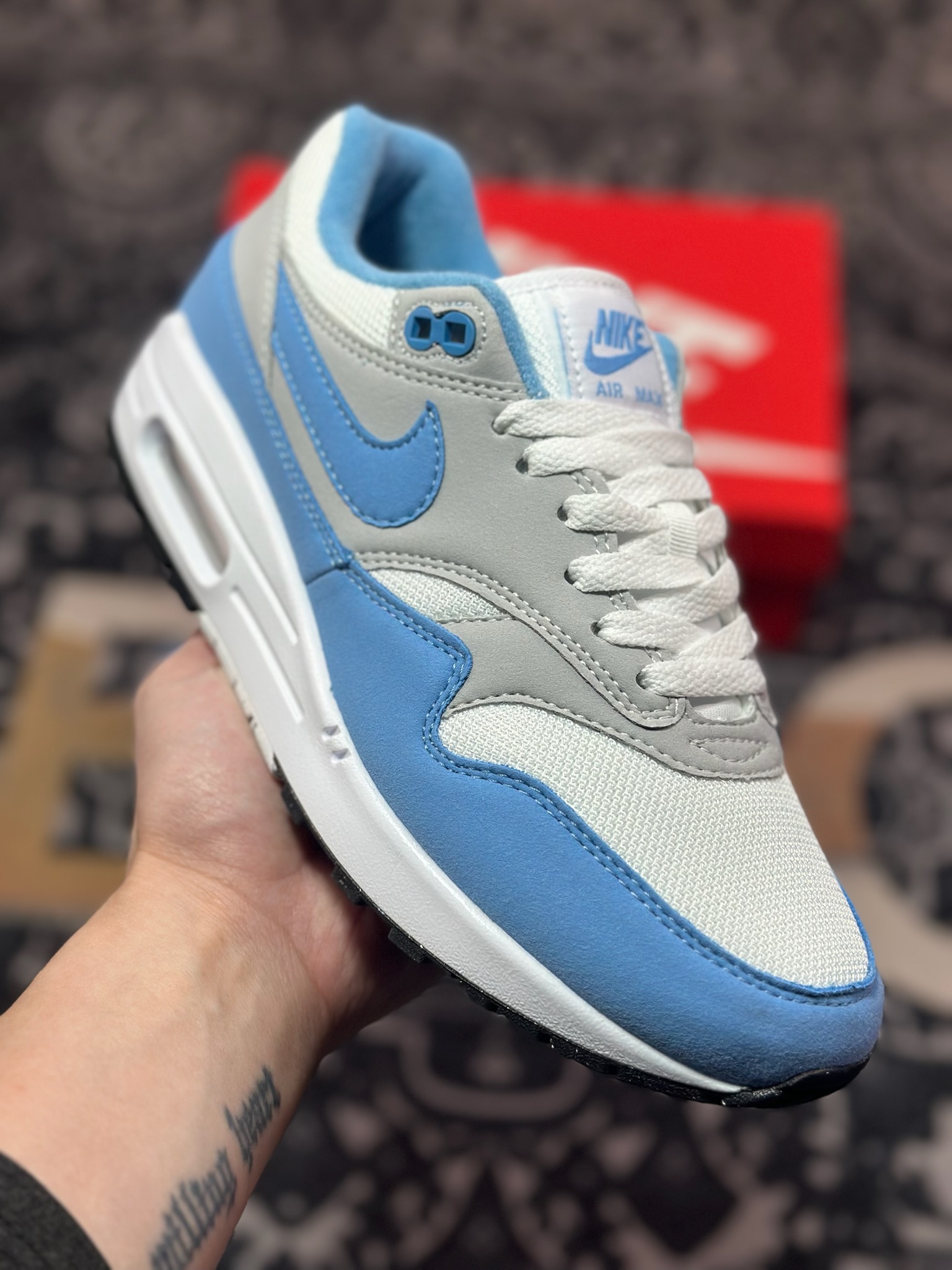 B0220  Nike Air Max 1 复刻拼接  复古休闲跑步鞋  FD9082-103