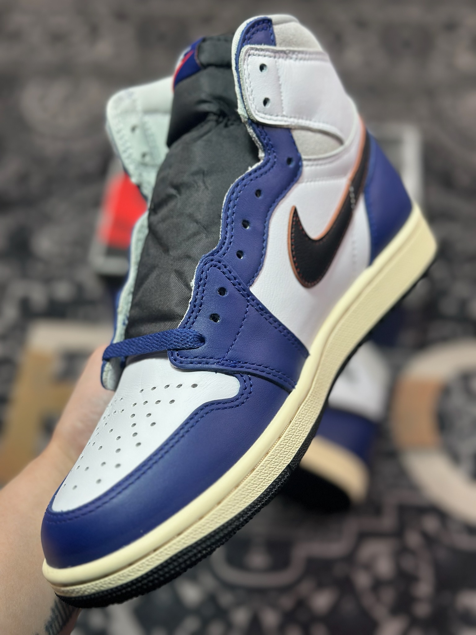 C6420   优选 Air Jordan 1 Retro High OG ” White Deep Royal Blue ” 海军蓝白 AJ1乔1高帮文化篮球鞋 DZ5485-100