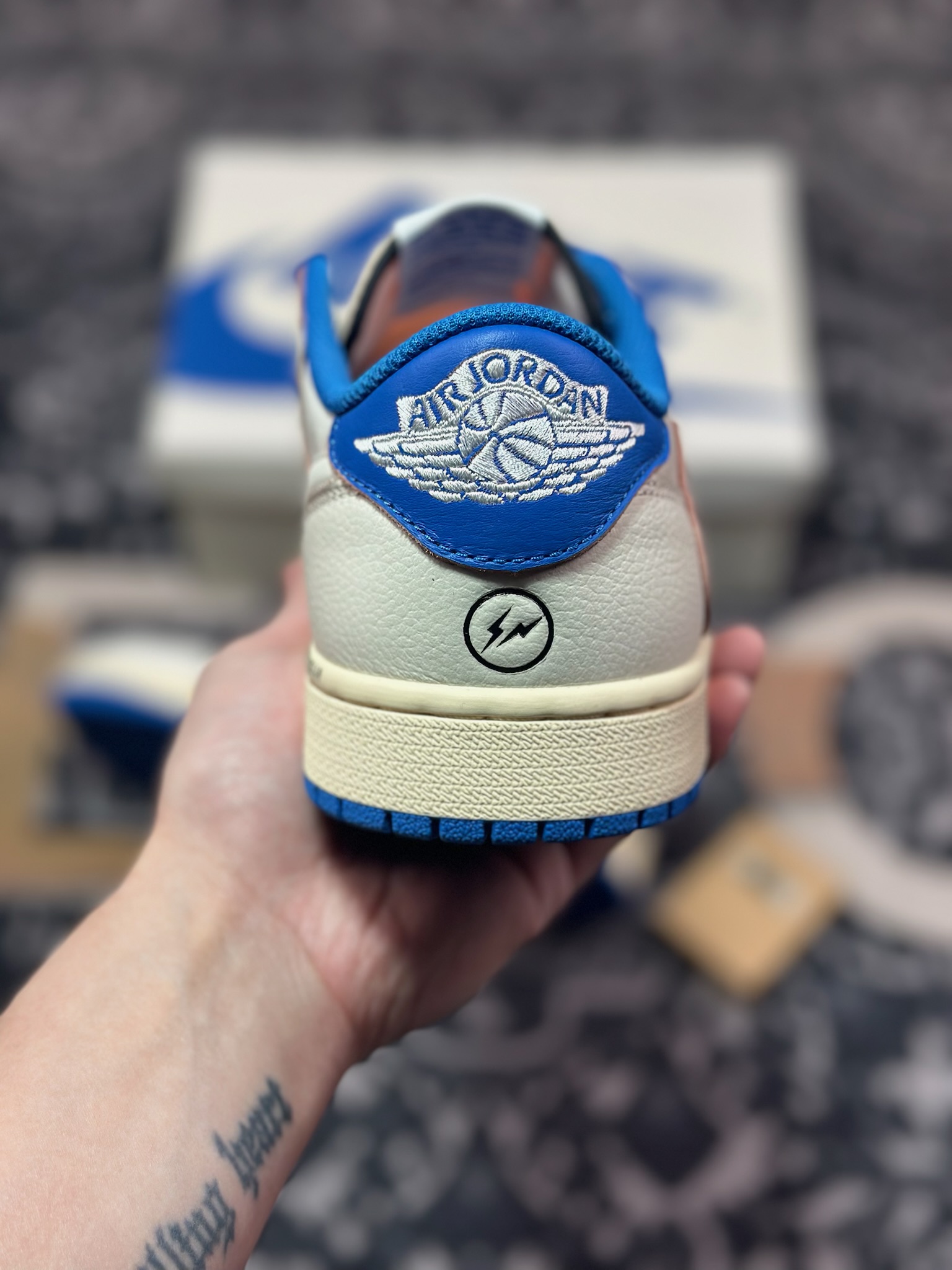 C2380    优选 纯原大厂出品 TS x Air Jordan 1 Low 闪电倒钩2.0   DM7866-104