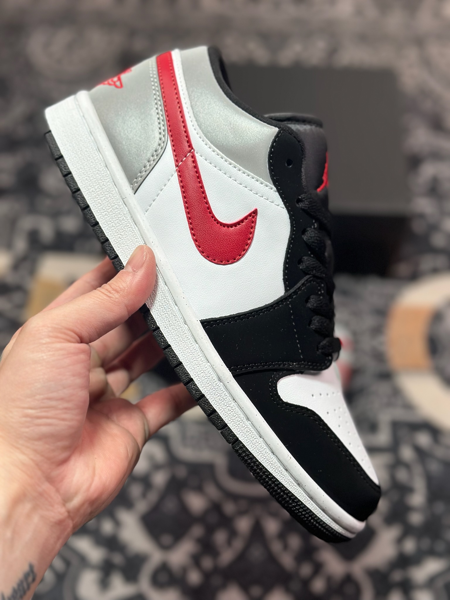 Air Jordan 1 Low 黑白红 HF3148-106