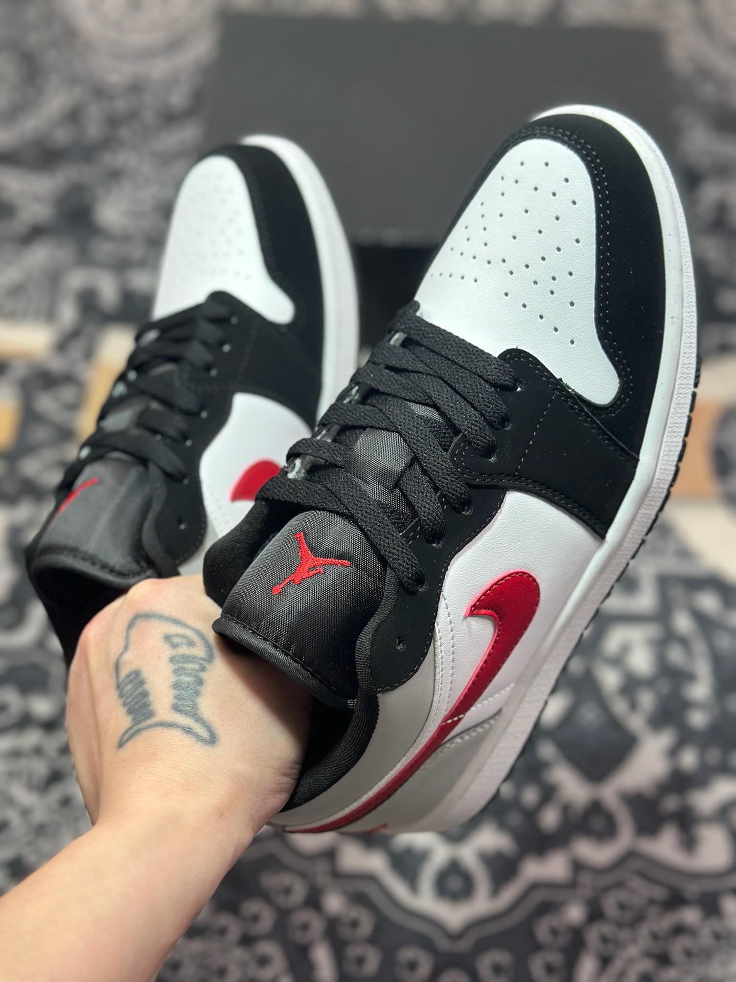 Air Jordan 1 Low 黑白红 HF3148-106