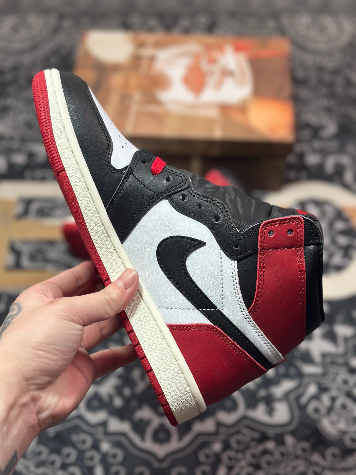 C4400   优选  东莞大厂出品 Air Jordan 1 High OG ”Black Toe Reimagined” 黑脚趾 DZ5485-106