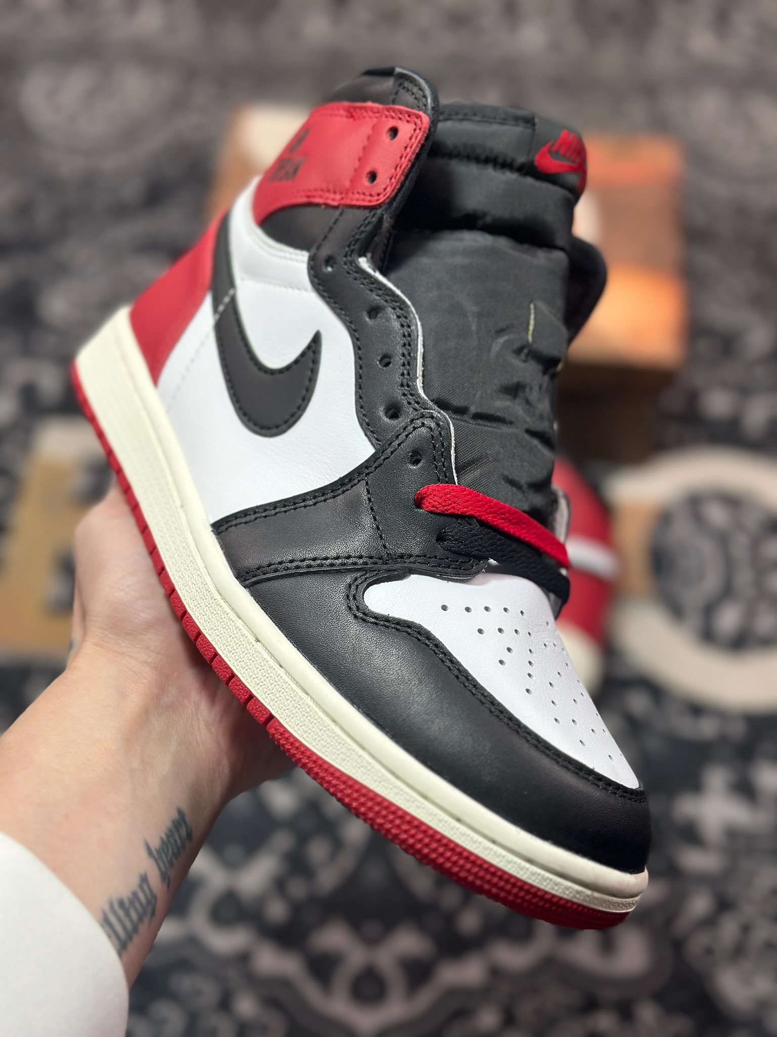 C4400   优选  东莞大厂出品 Air Jordan 1 High OG ”Black Toe Reimagined” 黑脚趾 DZ5485-106
