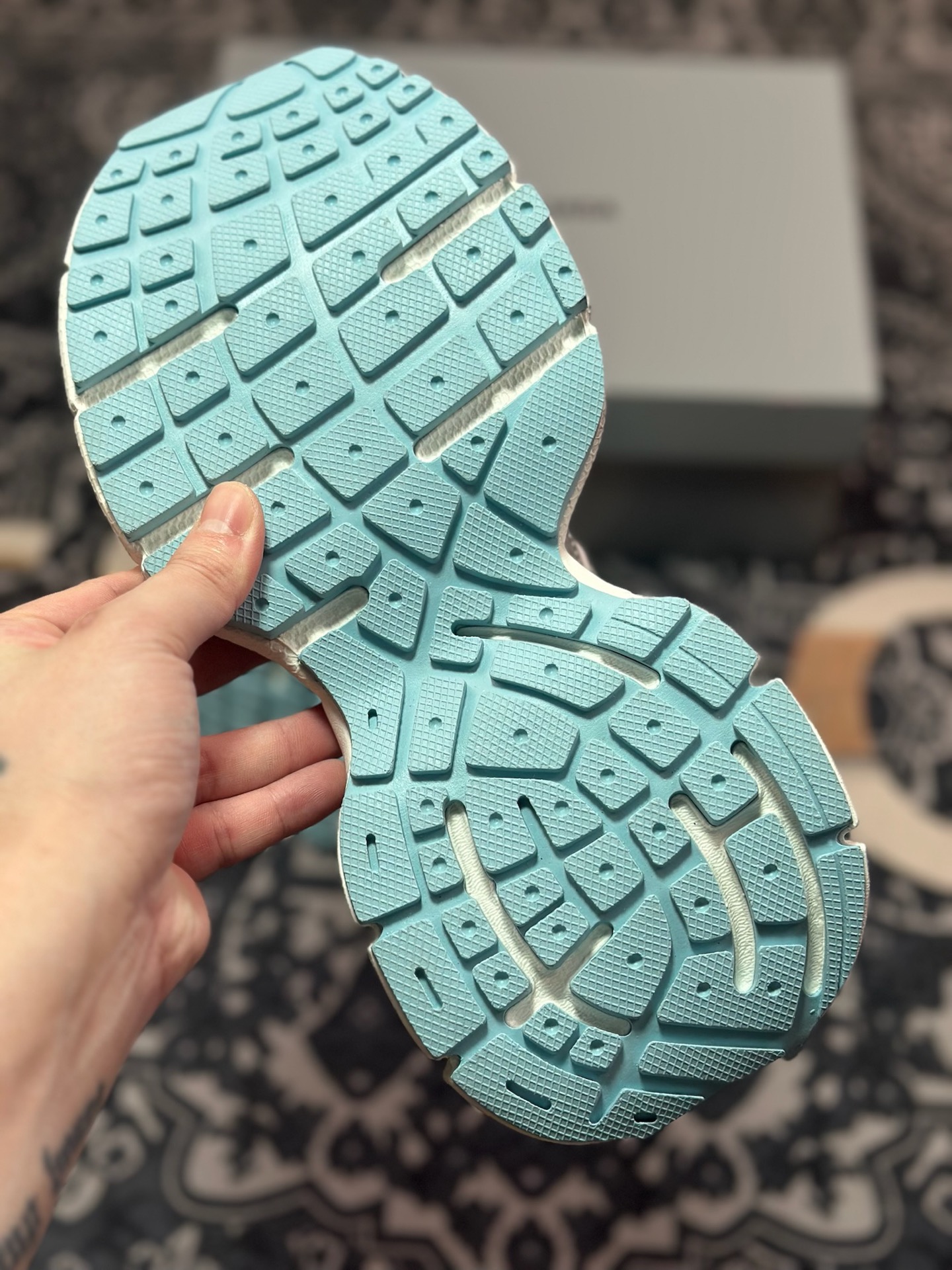 D2480   巴黎世家BALENCIAGA 3XL Sneakers 3+系列低帮复古阔型底姥爹慢跑鞋“白薄荷蓝红木乃伊绑绳”825601 W3XCH 1614