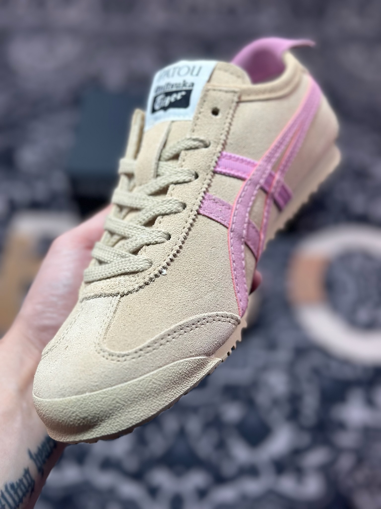 A4180   Maison Patou x Onitsuka Tiger Mexico 66经典墨西哥系列低帮复古经典百搭休闲皮革慢跑鞋“联名沙米黄棉花糖粉”1183C380-200