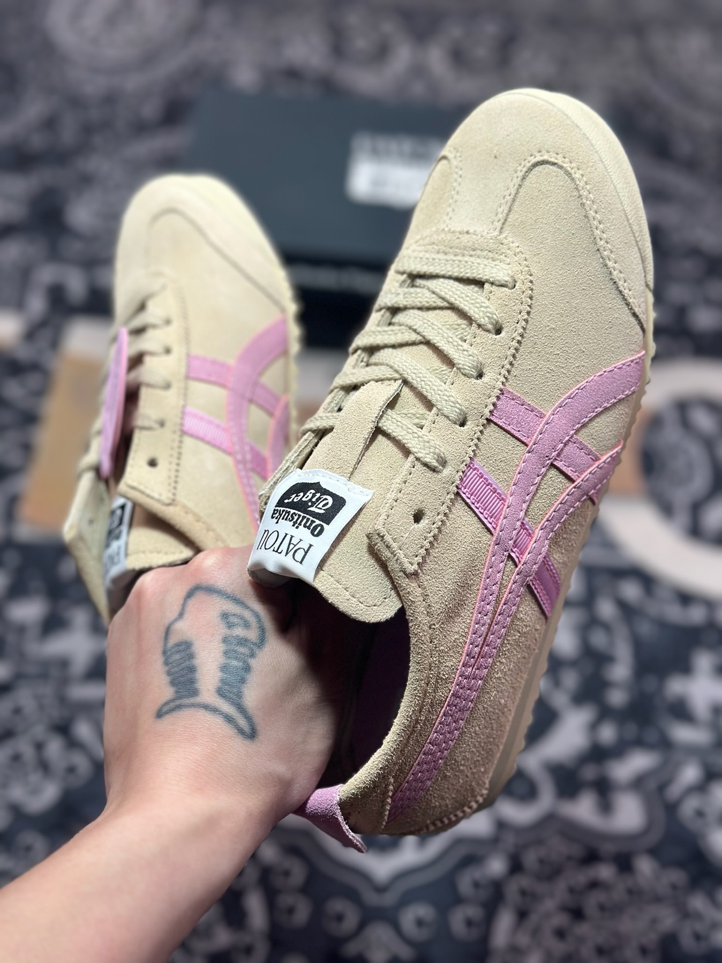 A4180   Maison Patou x Onitsuka Tiger Mexico 66经典墨西哥系列低帮复古经典百搭休闲皮革慢跑鞋“联名沙米黄棉花糖粉”1183C380-200