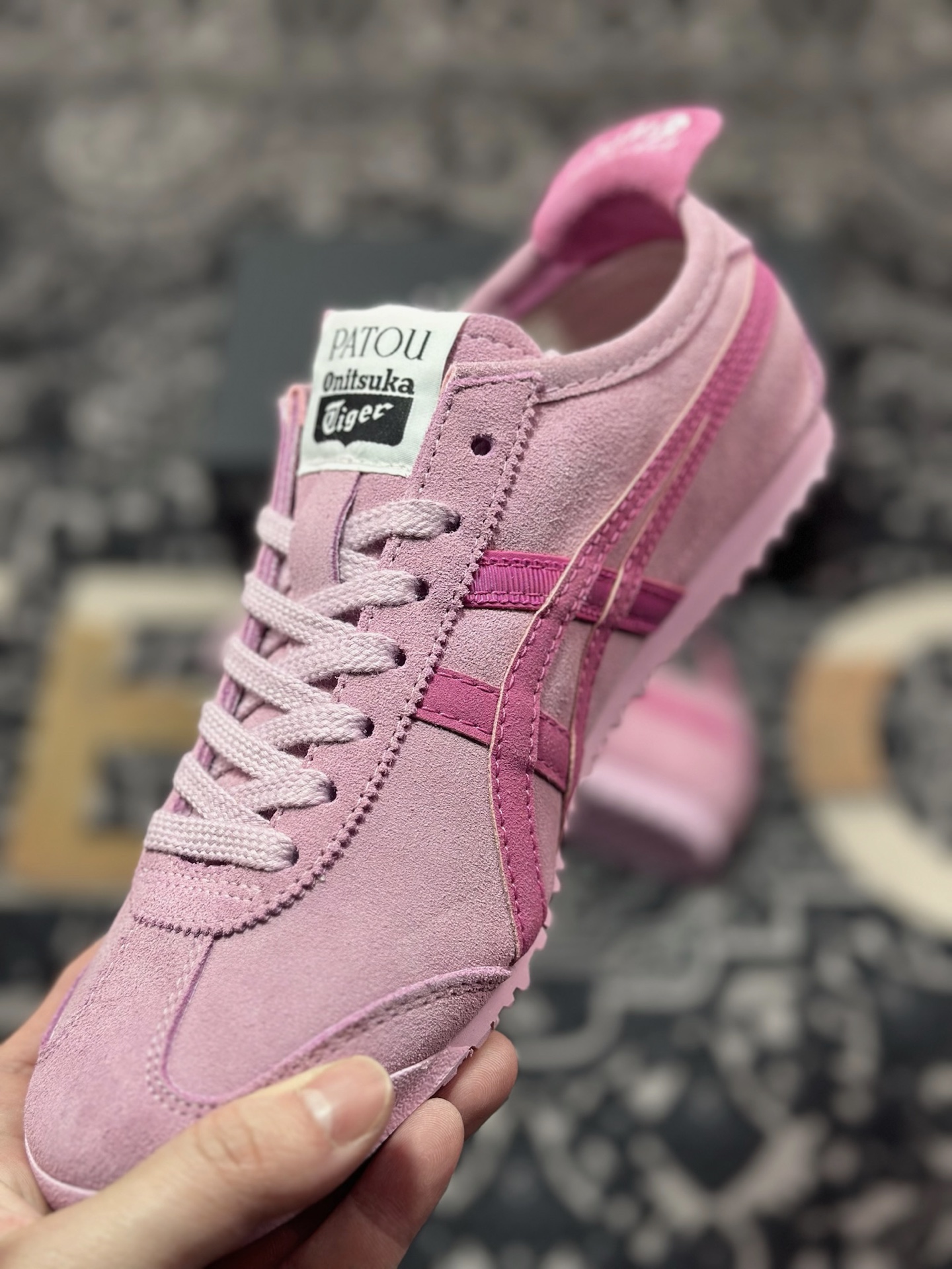 A4180   Maison Patou x Onitsuka Tiger Mexico 66经典墨西哥系列低帮慢跑鞋“联名芭比粉粉虎头” 1183C380-700