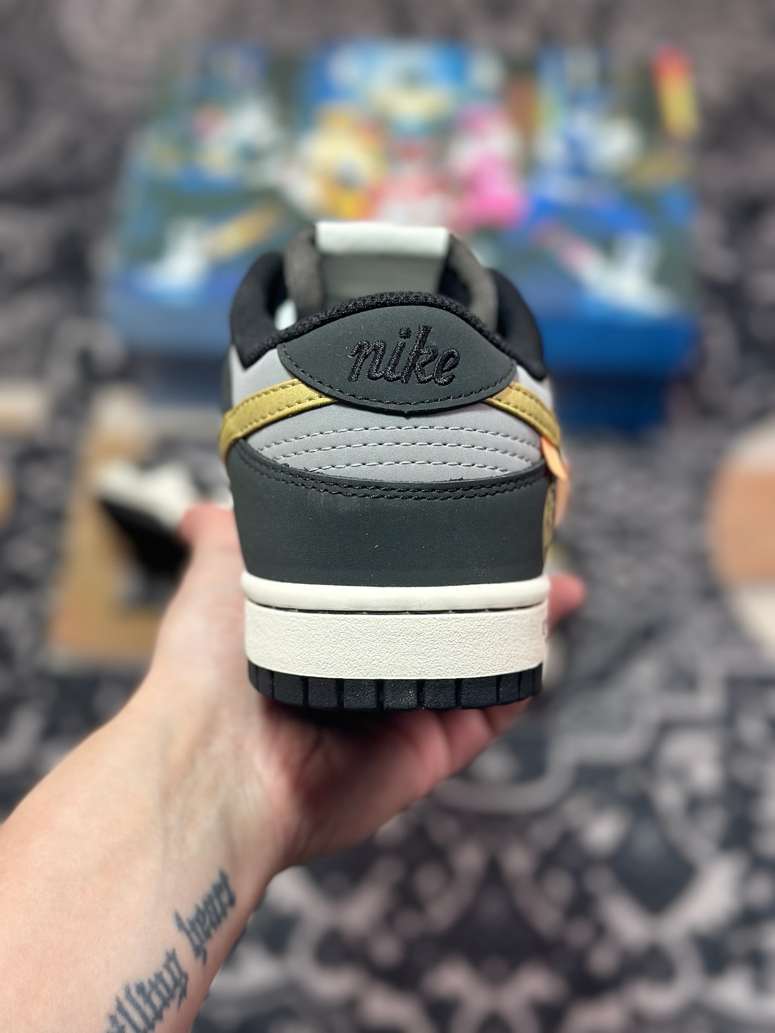 B6300   Nk SB Dunk Low 恐龙战队系列 猛犸象低帮休闲运动滑板板鞋   ZZ1998-003