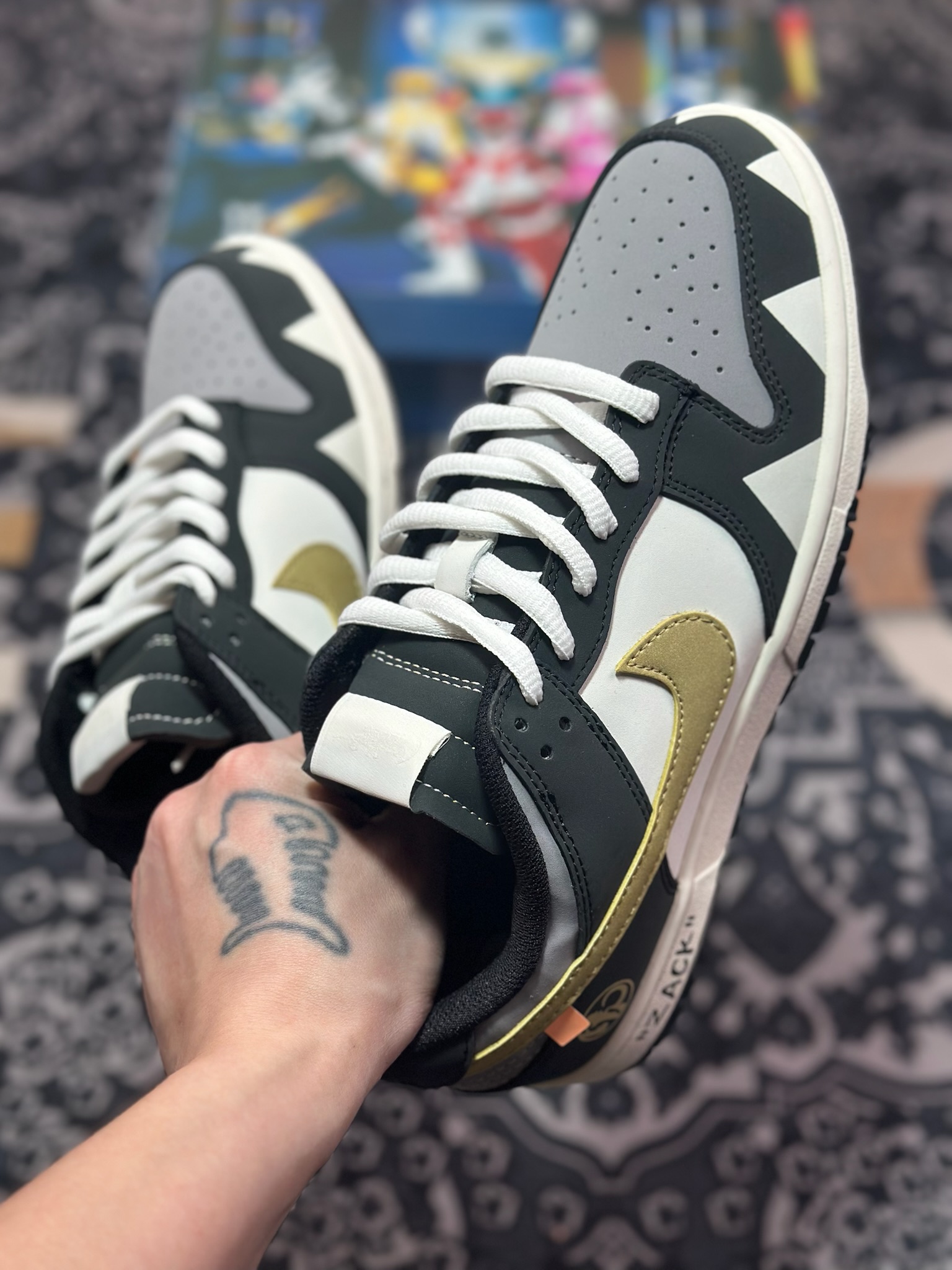 B6300   Nk SB Dunk Low 恐龙战队系列 猛犸象低帮休闲运动滑板板鞋   ZZ1998-003
