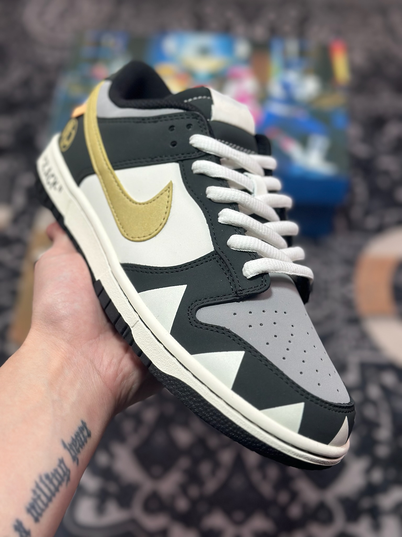 B6300   Nk SB Dunk Low 恐龙战队系列 猛犸象低帮休闲运动滑板板鞋   ZZ1998-003