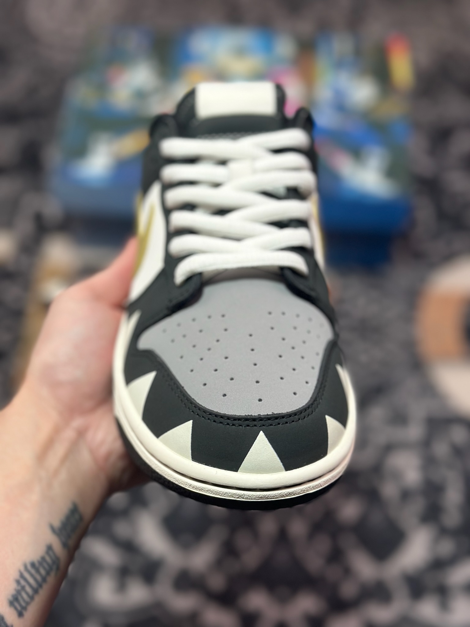 B6300   Nk SB Dunk Low 恐龙战队系列 猛犸象低帮休闲运动滑板板鞋   ZZ1998-003