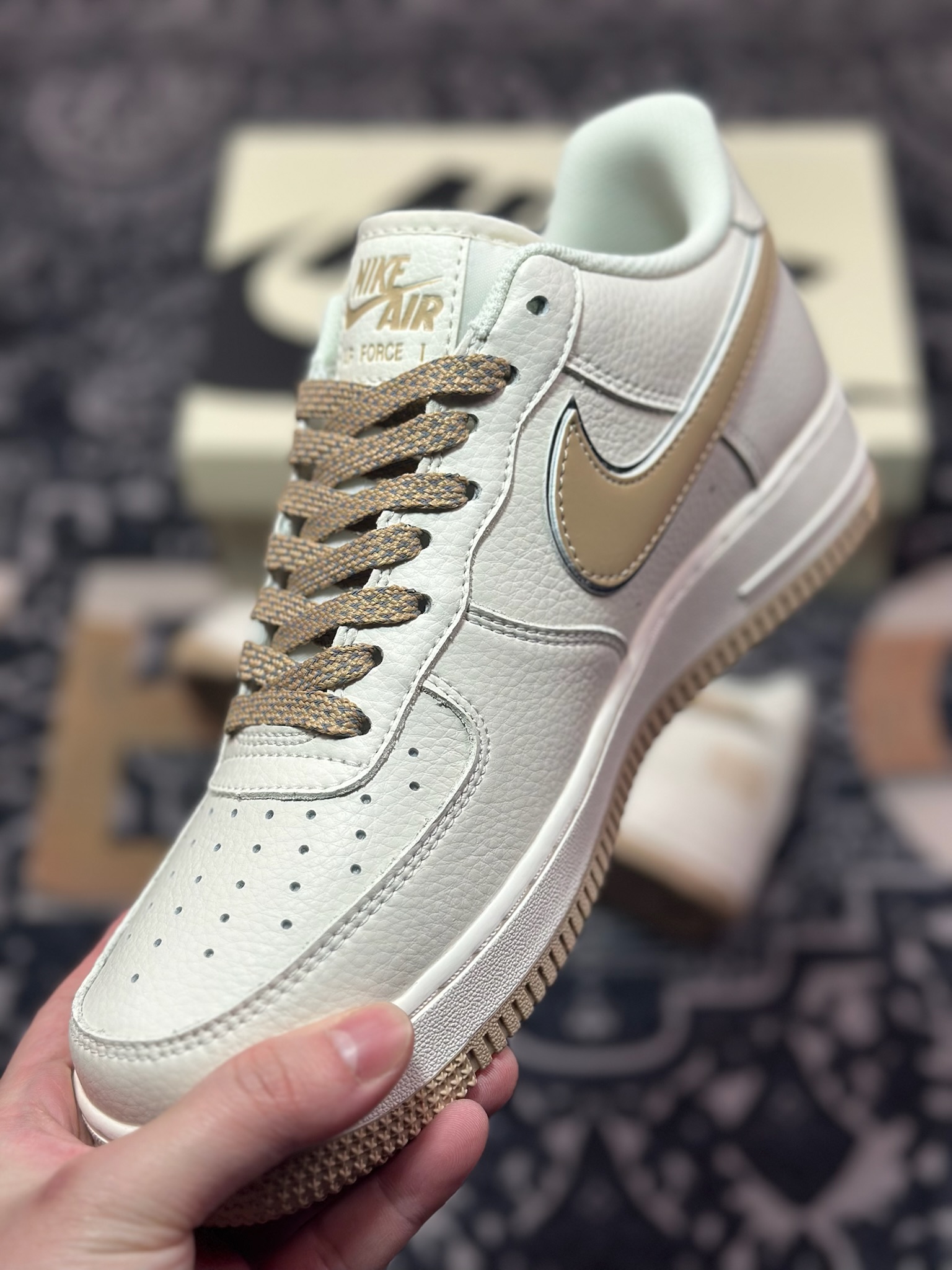B2240  Air Force 1 '07 Low 米卡其满天星   CU1836-965