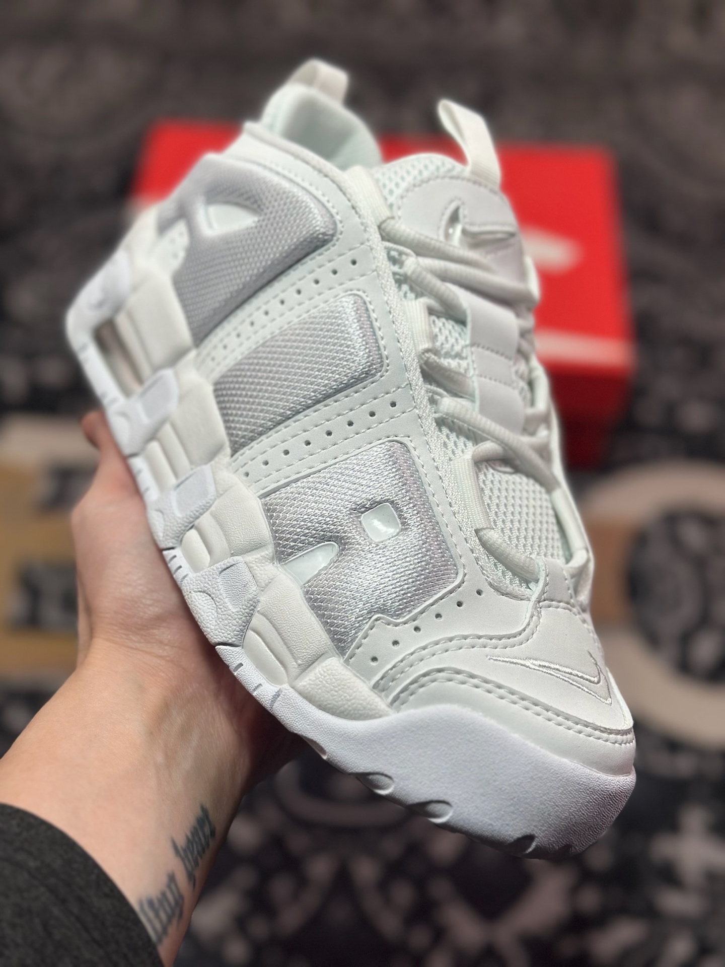 B4260  NK Air More Uptempo Low 大AIR皮蓬复古篮球鞋 FZ3055-100