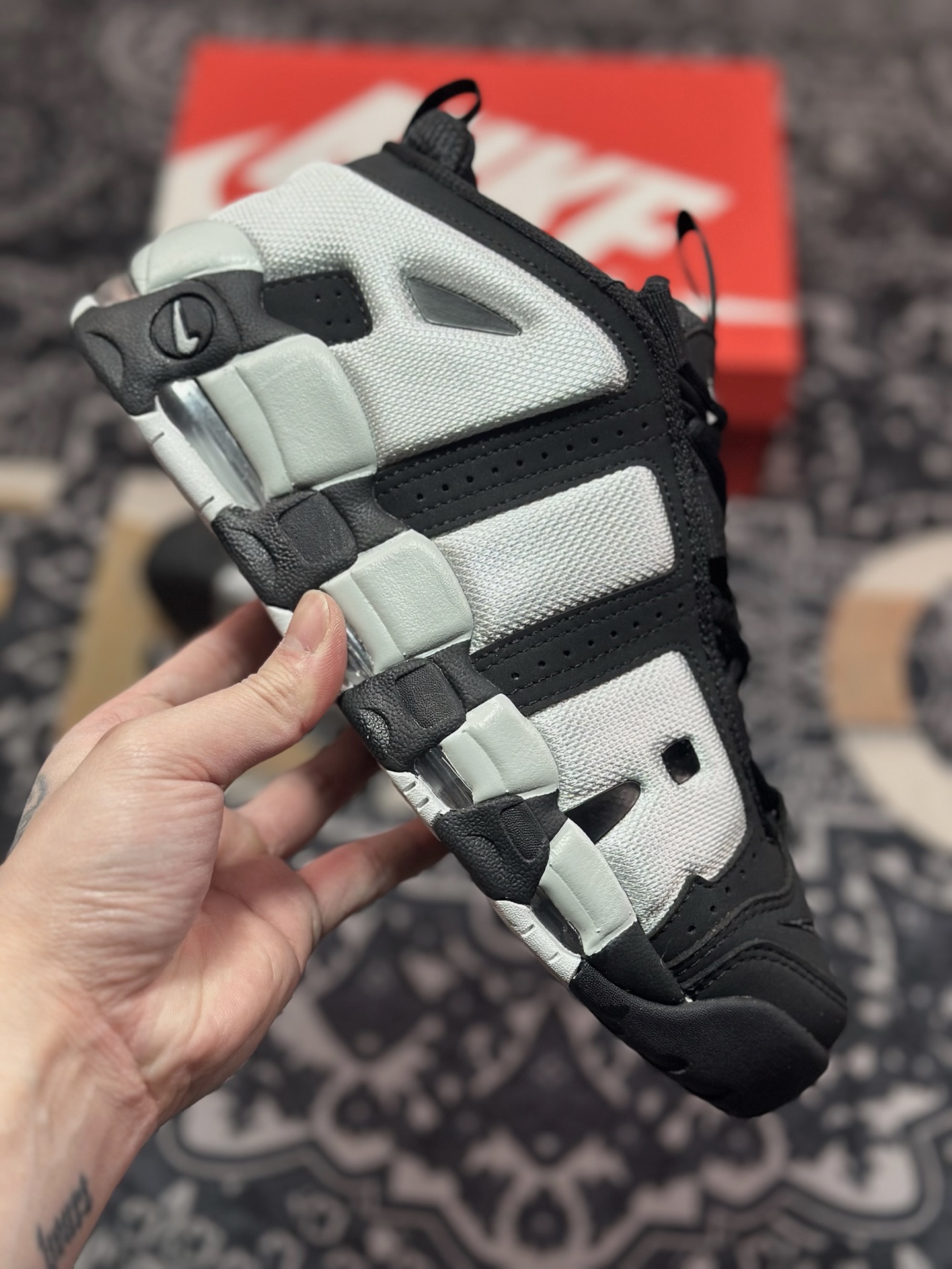 B4260  NK Air More Uptempo Low 大AIR皮蓬复古篮球鞋 FZ3055-001
