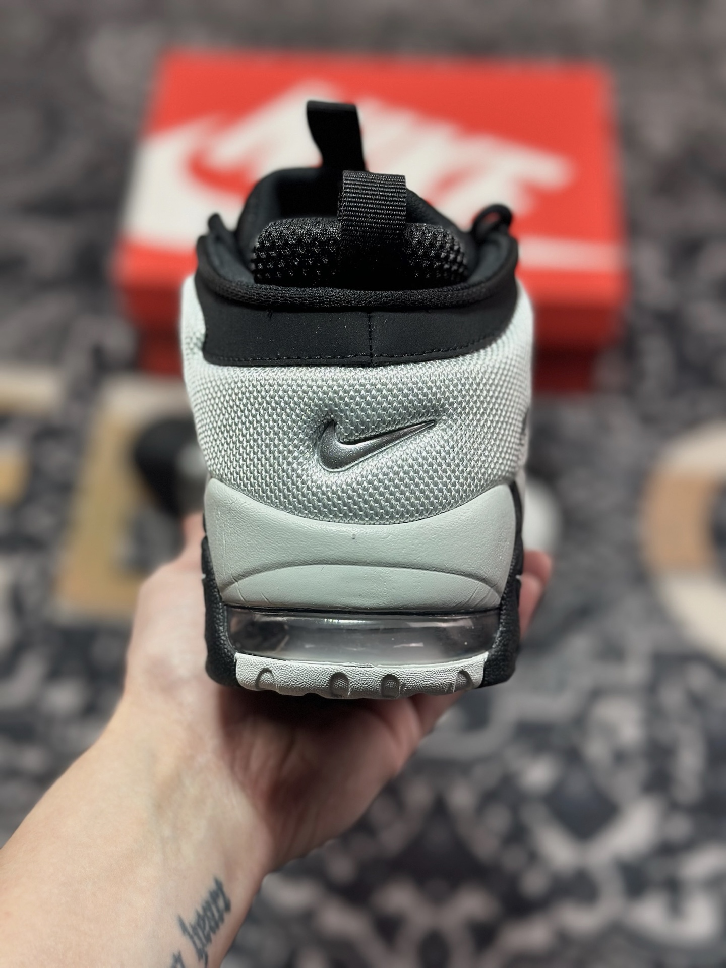 B4260  NK Air More Uptempo Low 大AIR皮蓬复古篮球鞋 FZ3055-001