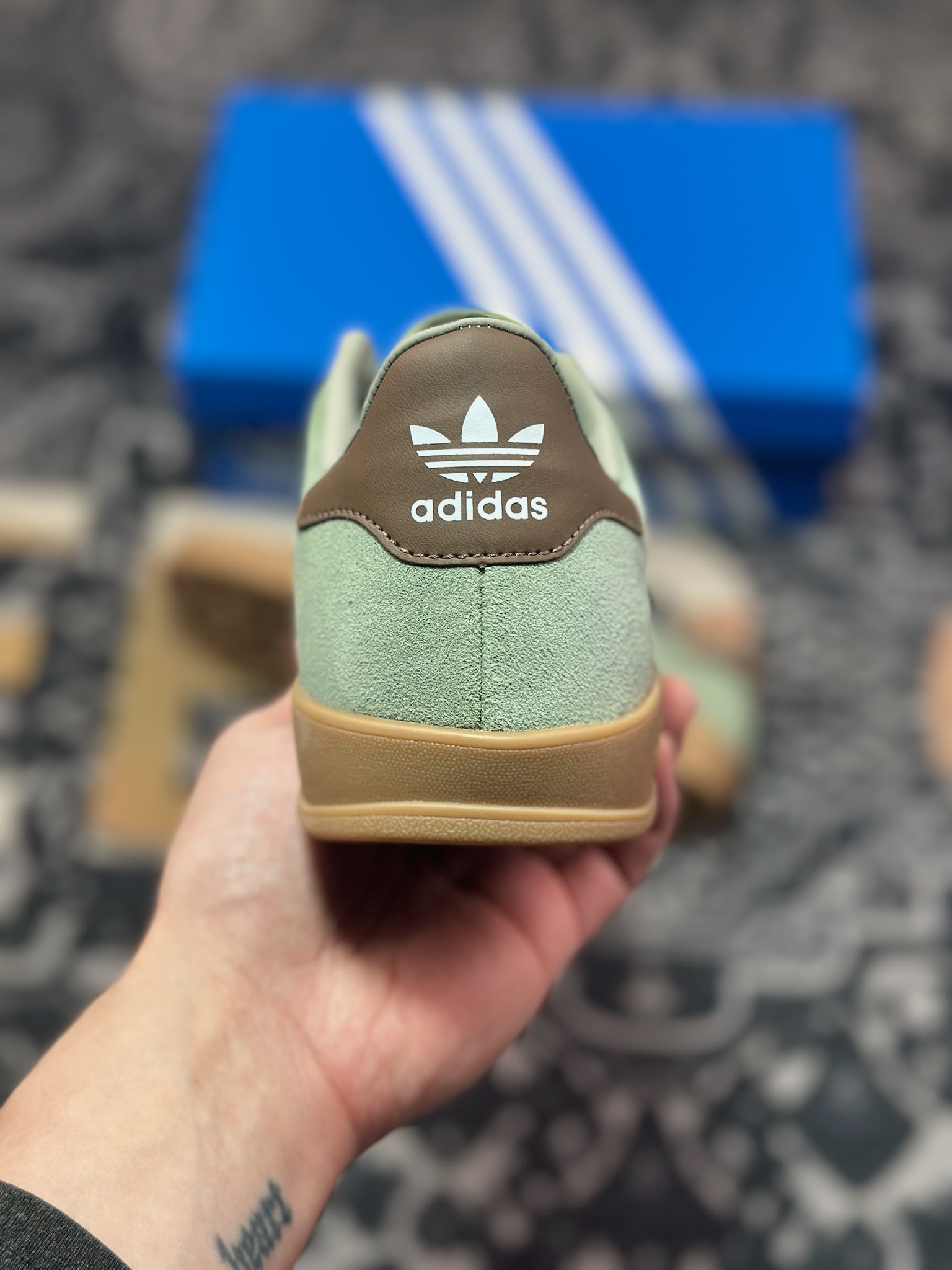 A4160  adidas Originals Gazelle INdoor  三叶草休闲防滑耐磨低帮板鞋   JI3526