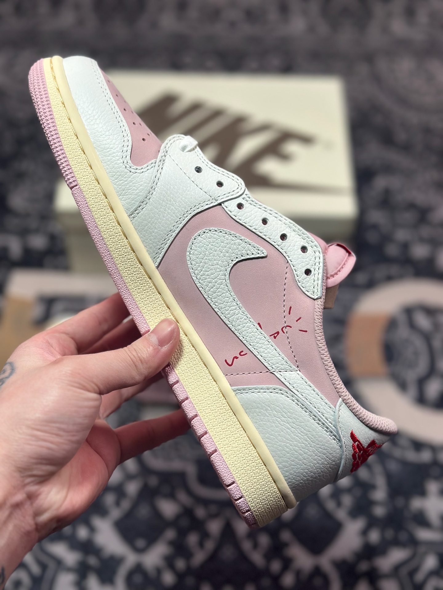 C6400    优选 Travis Scott x Air Jordan 1 AJ1乔1 TS联名倒钩 DM7866-600