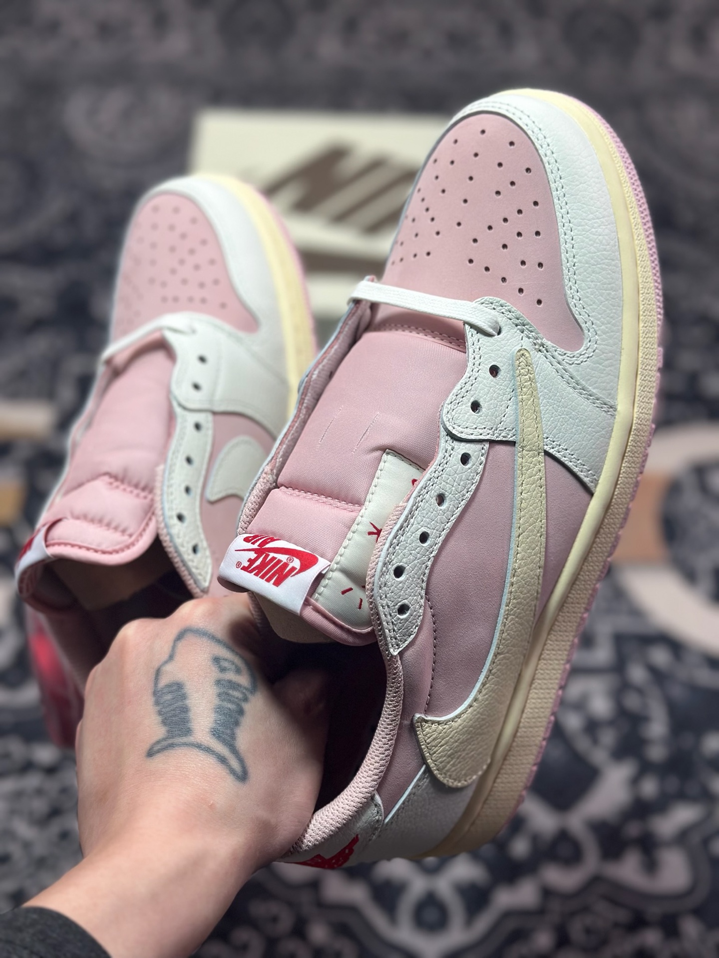 C6400    优选 Travis Scott x Air Jordan 1 AJ1乔1 TS联名倒钩 DM7866-600