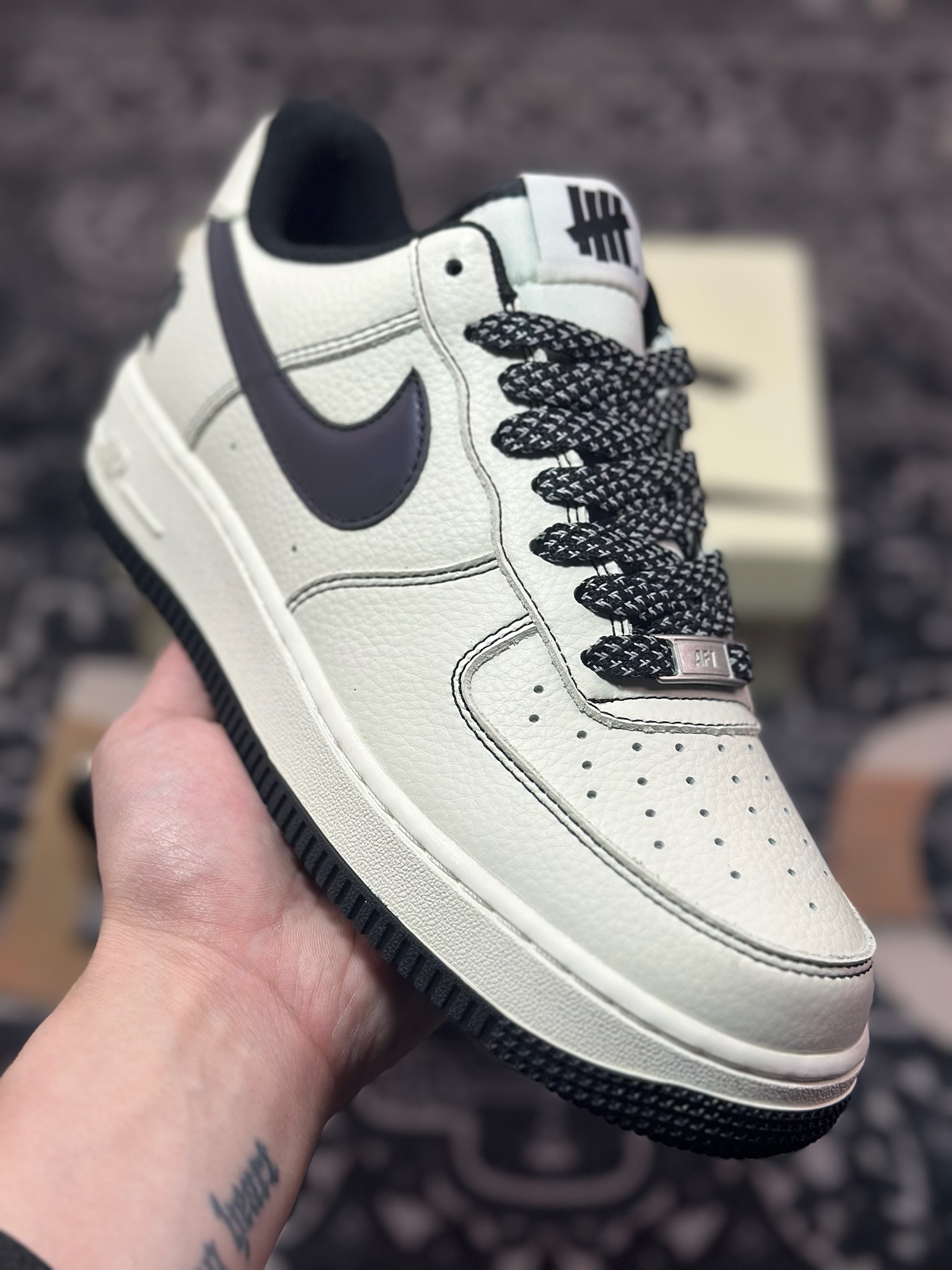 B0220  Nike Air Force 1 Low UN联名  UN2588-121