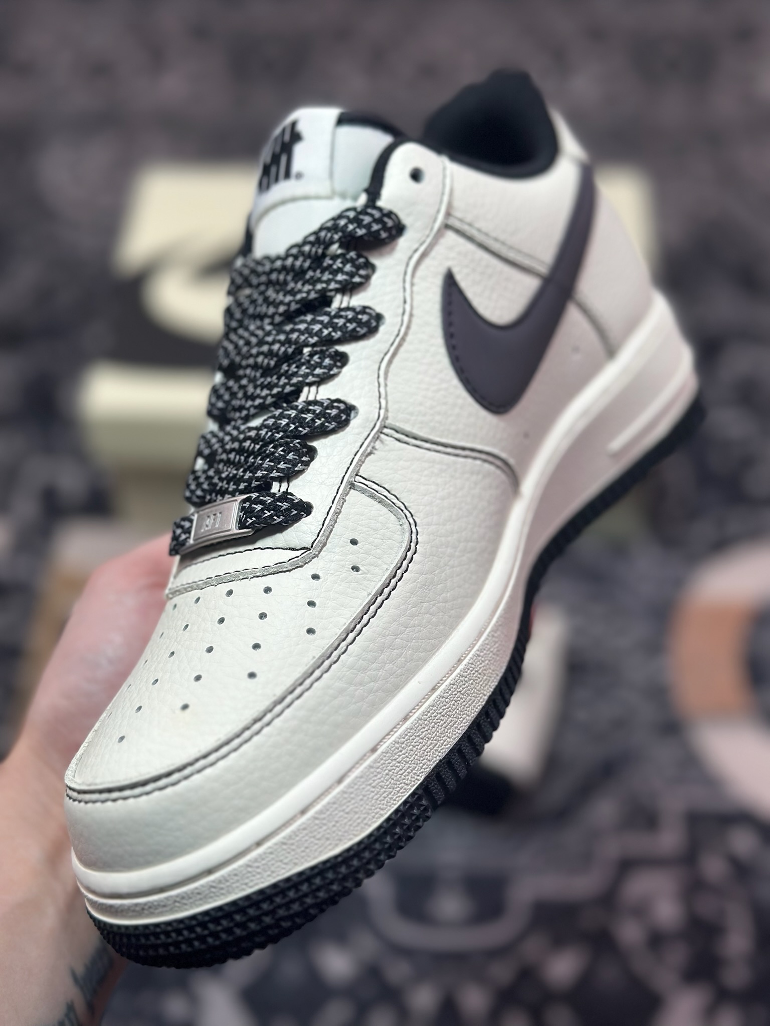 B0220  Nike Air Force 1 Low UN联名  UN2588-121