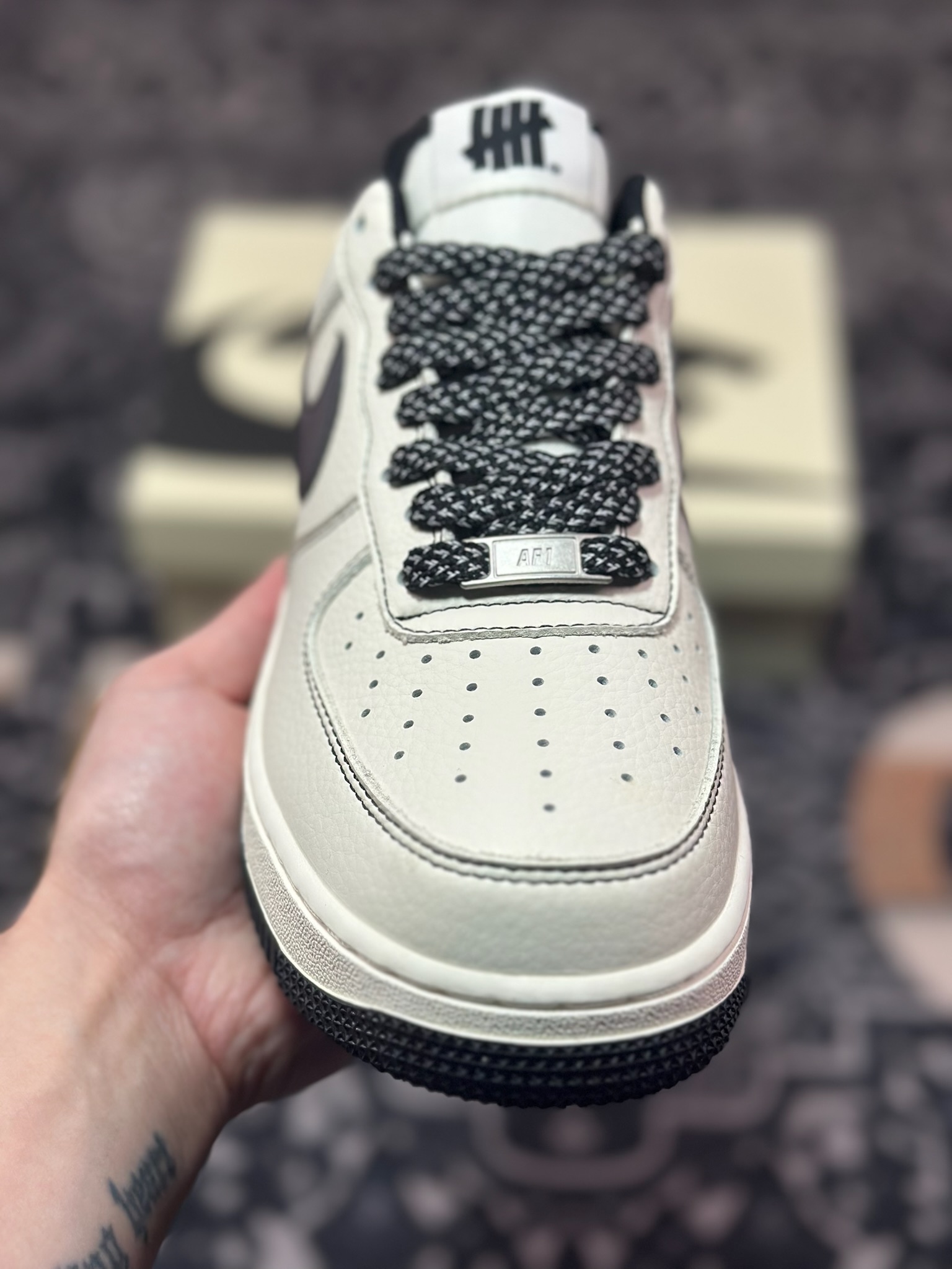 B0220  Nike Air Force 1 Low UN联名  UN2588-121