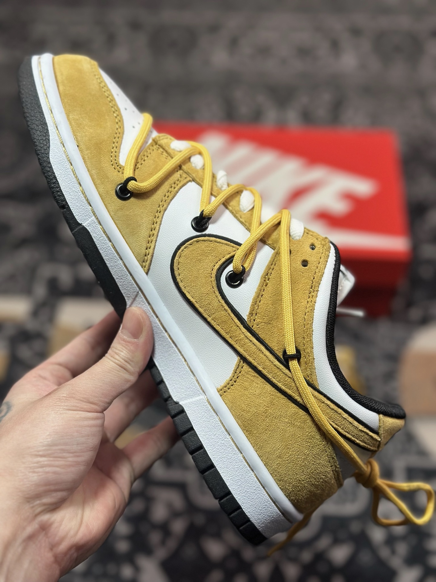 B2260  Nk SB Dunk Low 热血小子 绑带低帮休闲板鞋 CT0856-105