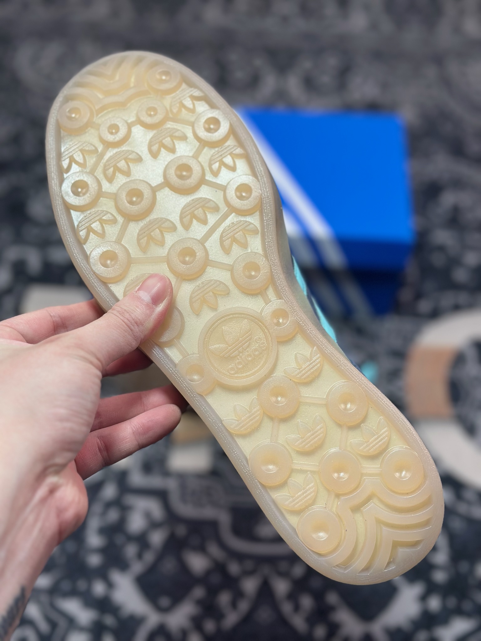 A4160  AD Originals Gazelle Indoor 蓝色 三叶草复古休闲运动板鞋   JI2587