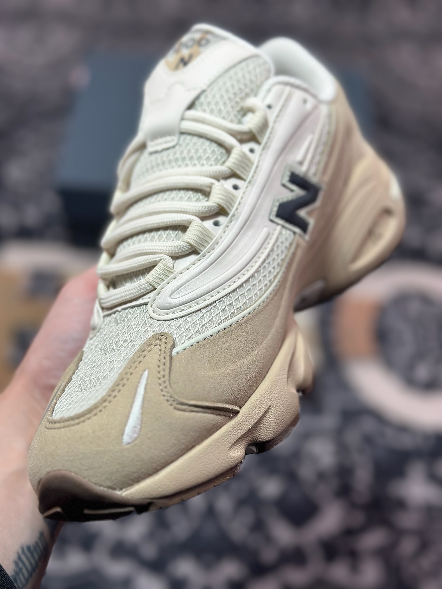 NB新百伦New Balance M1000”Moonrock Grey/Cream”系列低帮慢跑鞋“月球灰奶白” GC1000
