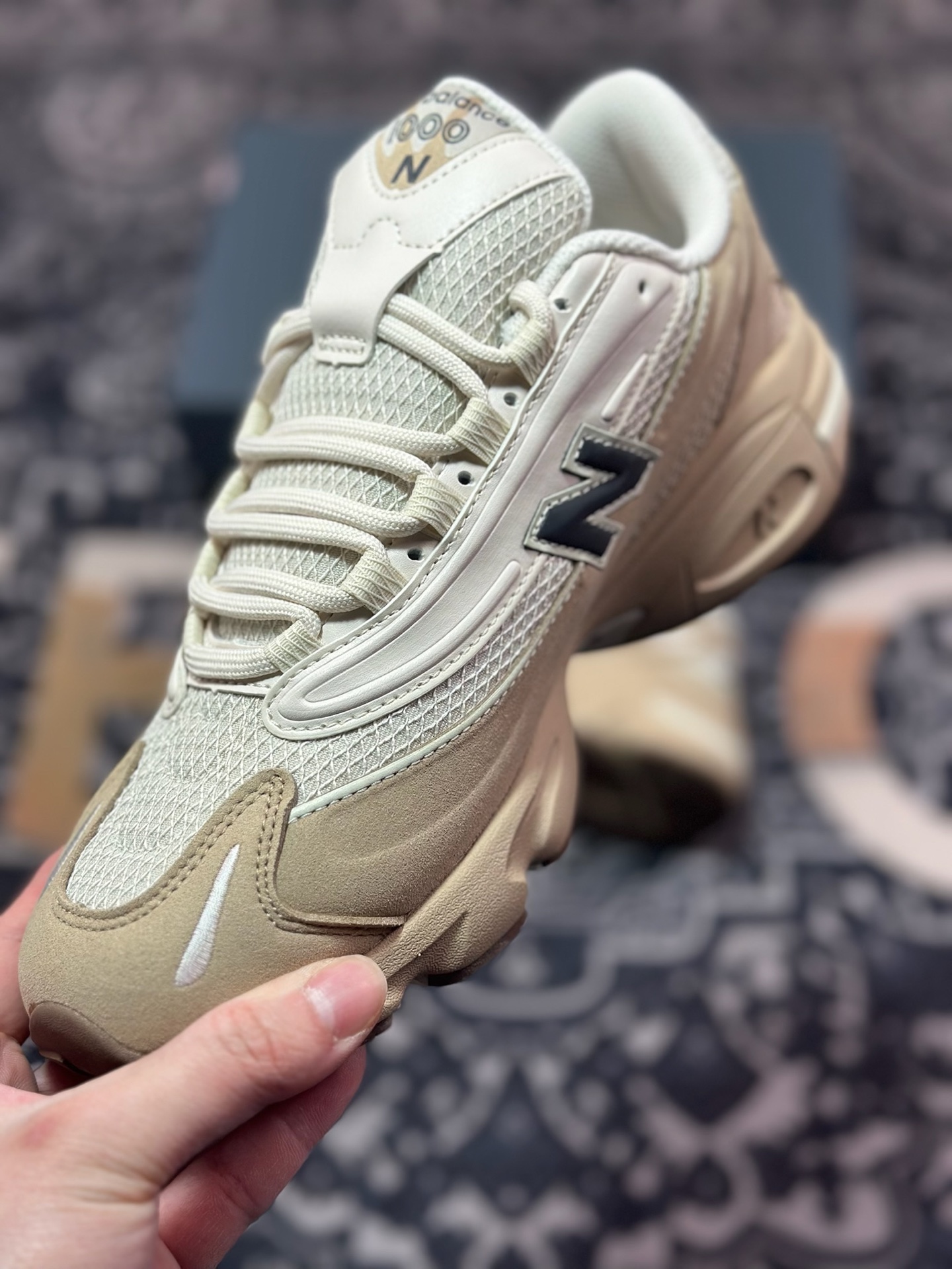 NB新百伦New Balance M1000”Moonrock Grey/Cream”系列低帮慢跑鞋“月球灰奶白” GC1000