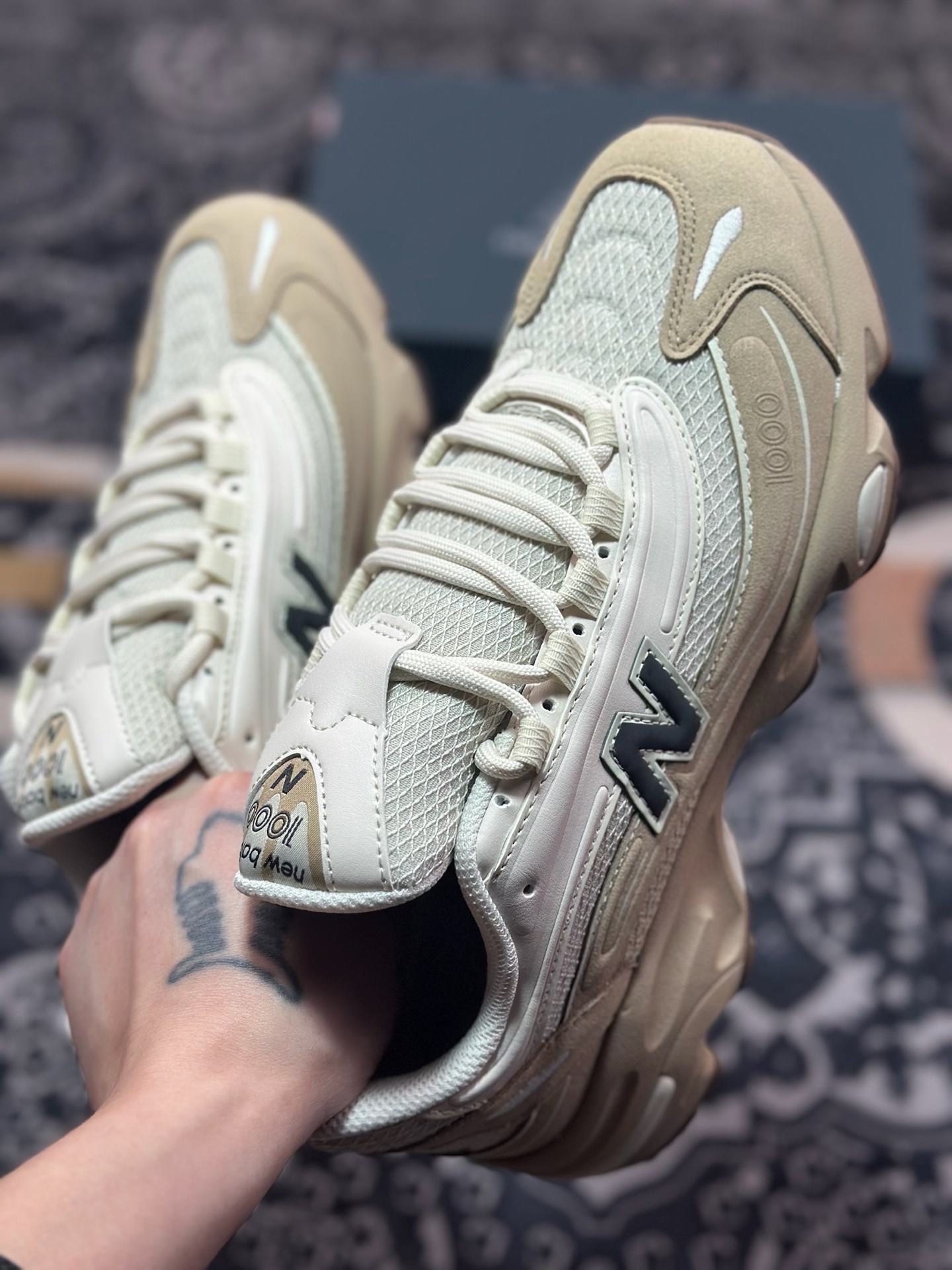 NB新百伦New Balance M1000”Moonrock Grey/Cream”系列低帮慢跑鞋“月球灰奶白” GC1000