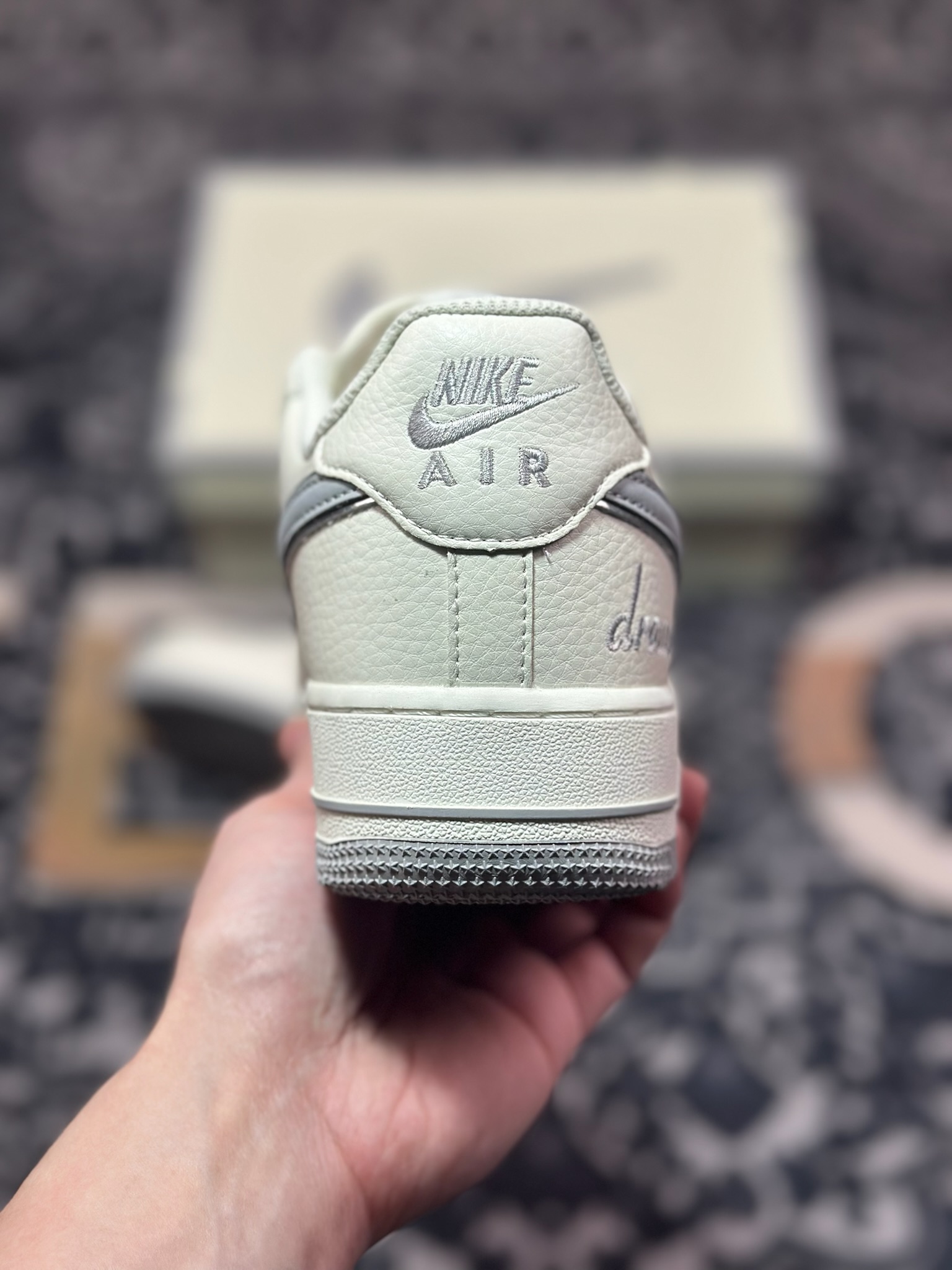 B0220  耐克Nike Air Force 1'07 Low EMB”White/gray/Flax Dream/Mini Swoosh”空军一号低帮板鞋“米白灰Flax Dream刺绣小钩” DR2024-106
