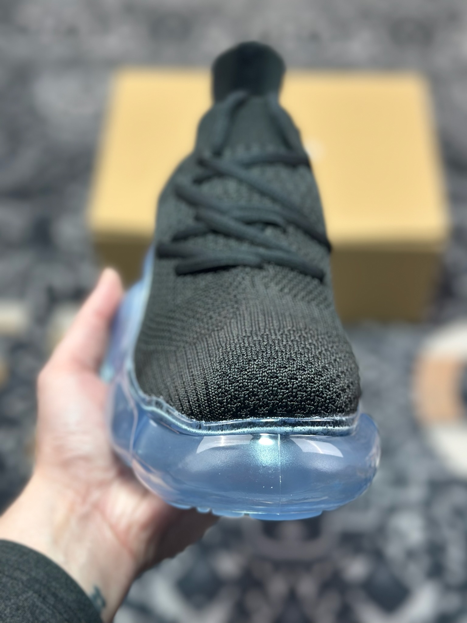 B5280   Grounds Moopie Low Sneakers 系列低帮气泡时装增高厚底泡泡鞋“针织黑冰块底” MPTP44-A1KT99