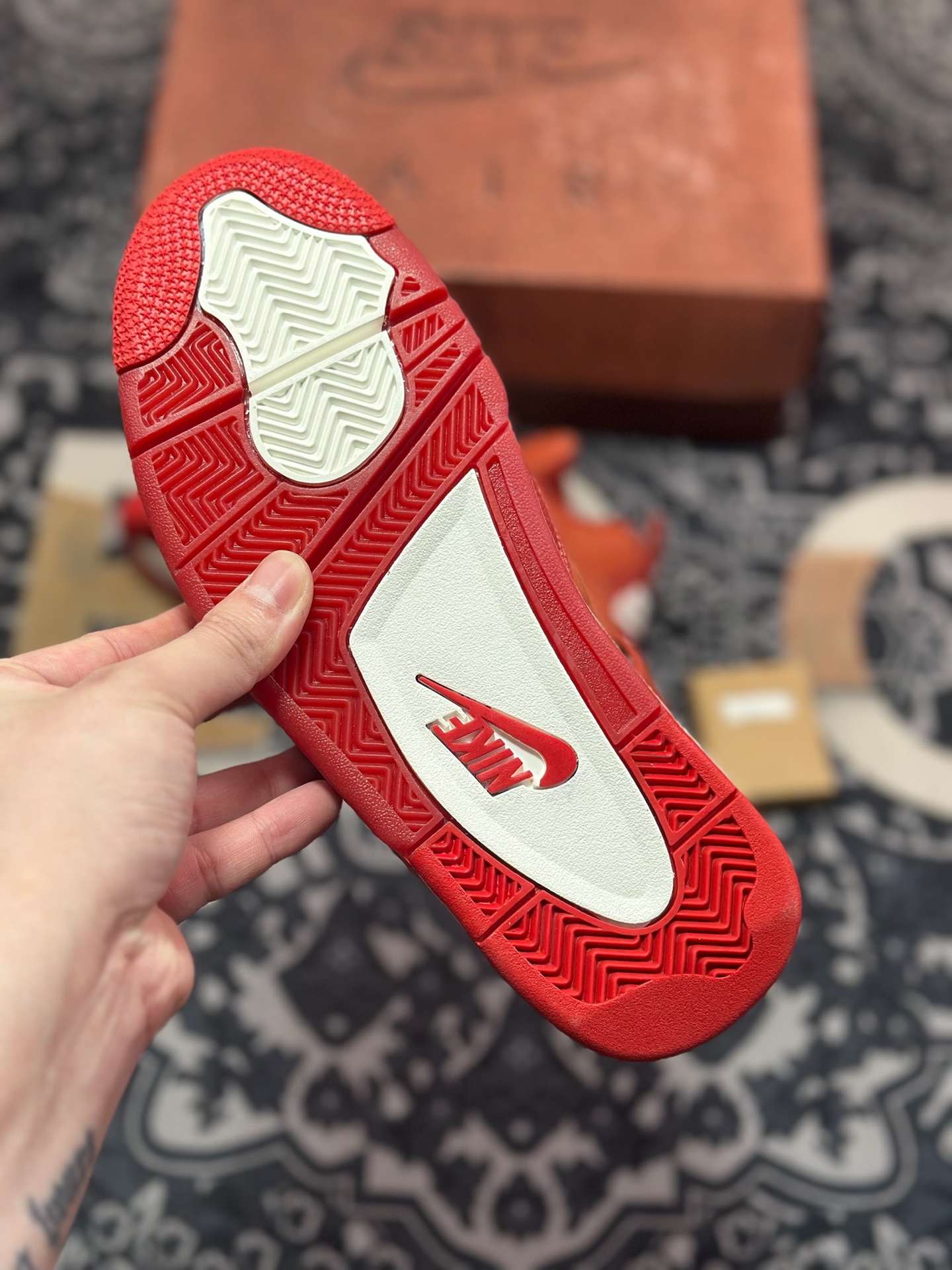 C6420  AJ4纽约红砖 Nigel Sylvester x Jordan Air Jordan 4 OG ”Brick by Brick”BIKE 乔4砖红耐磨 低帮 复古篮球鞋 HF4340-800