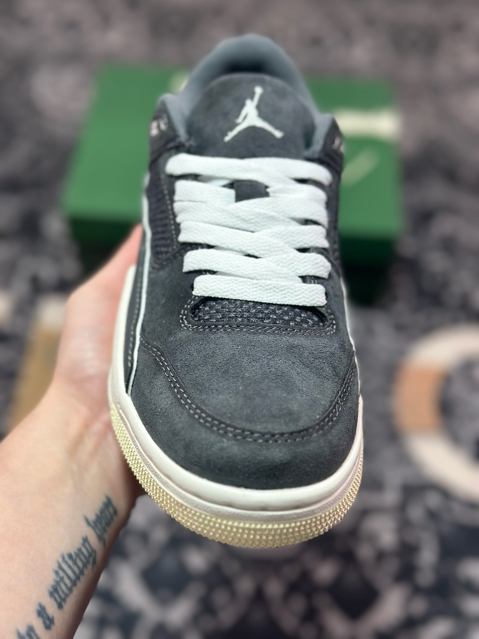 A6180  Jordan FLIGHT COURT  出品 极力推荐 Air Jordan AJ4 Retro  HF3255-002