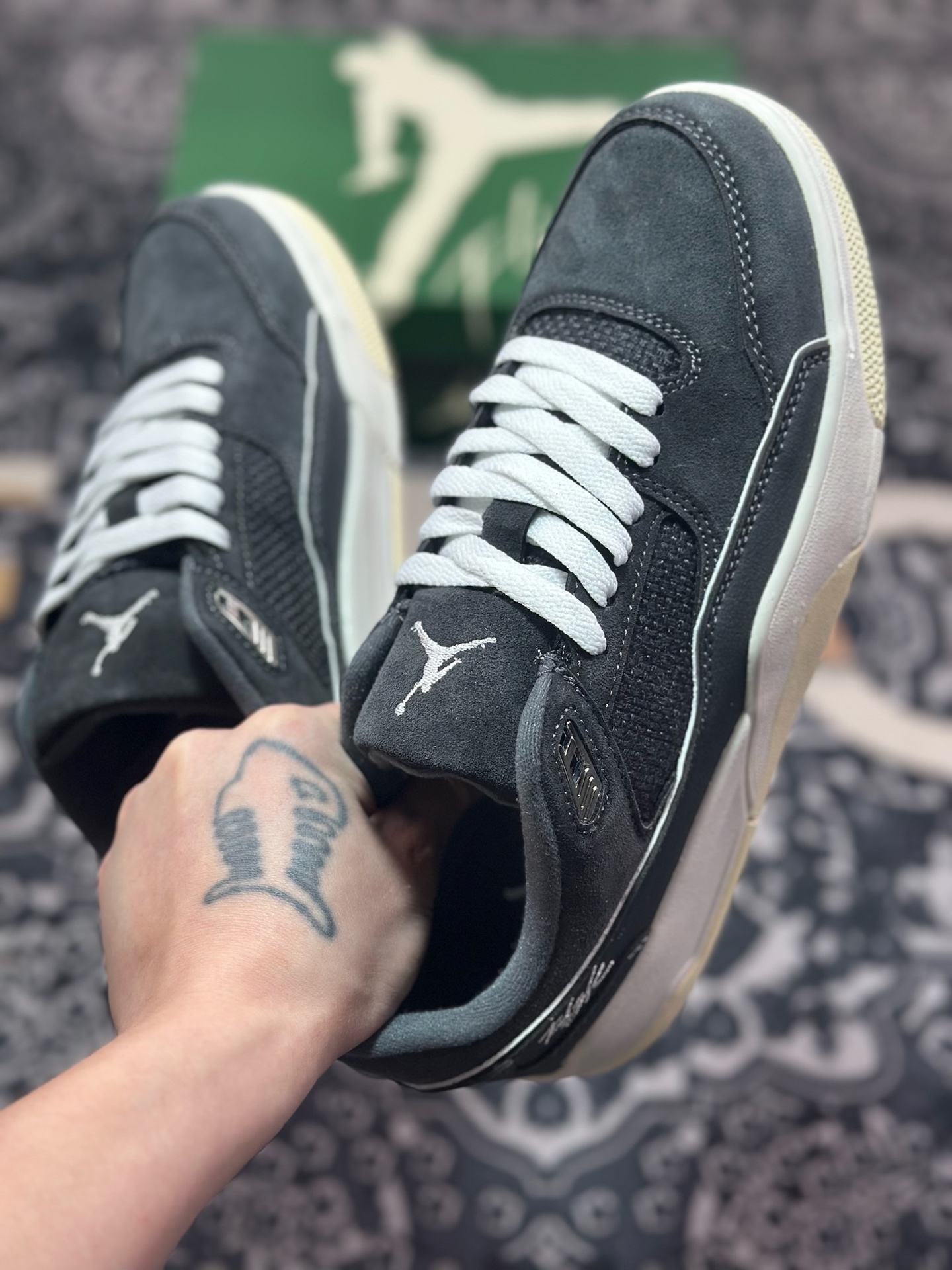A6180  Jordan FLIGHT COURT  出品 极力推荐 Air Jordan AJ4 Retro  HF3255-002