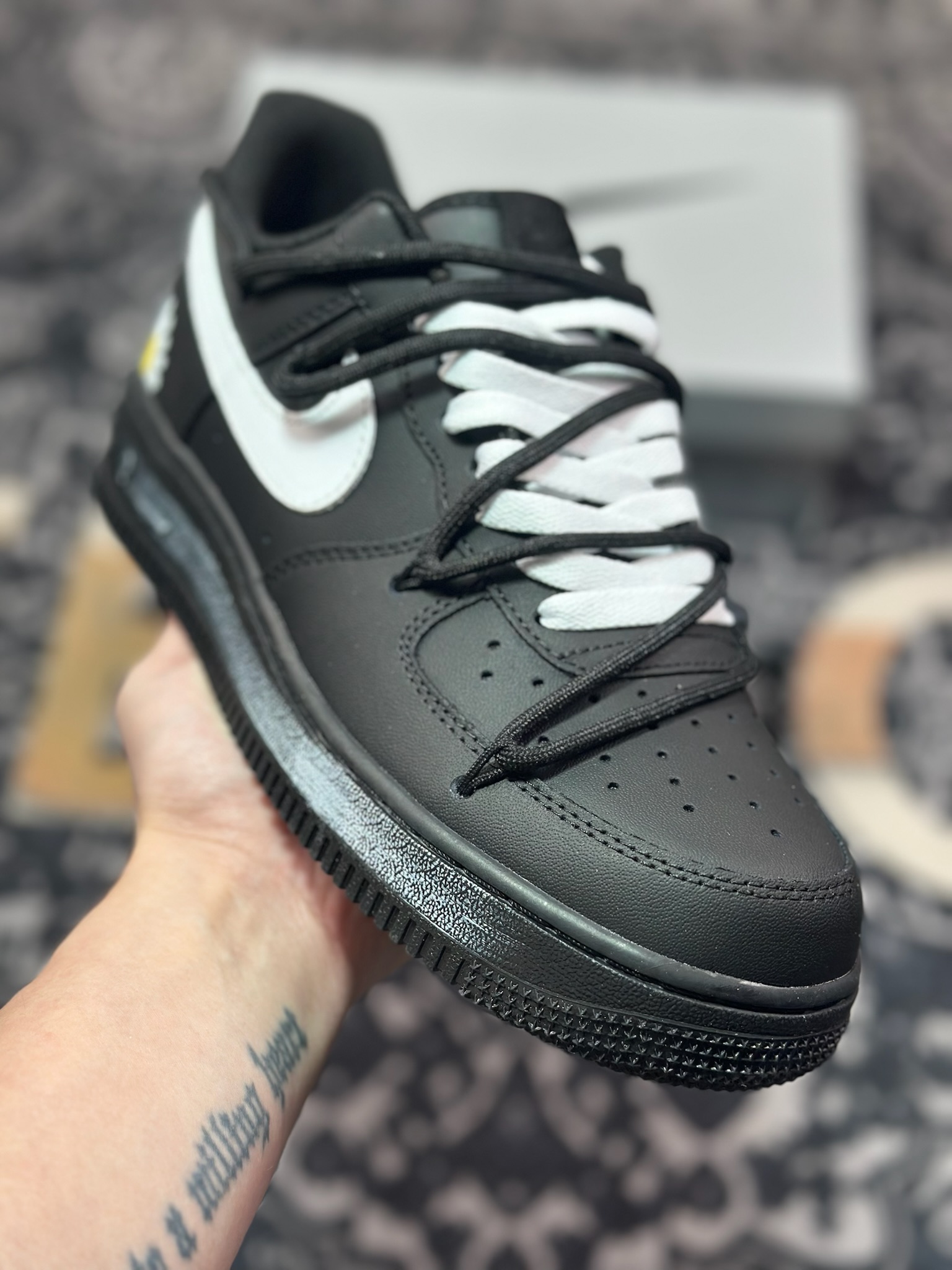 B4260   原装级别Nike Air Force 1 Low 07 黑白 雏菊涂鸦 绑带 CK0316-063