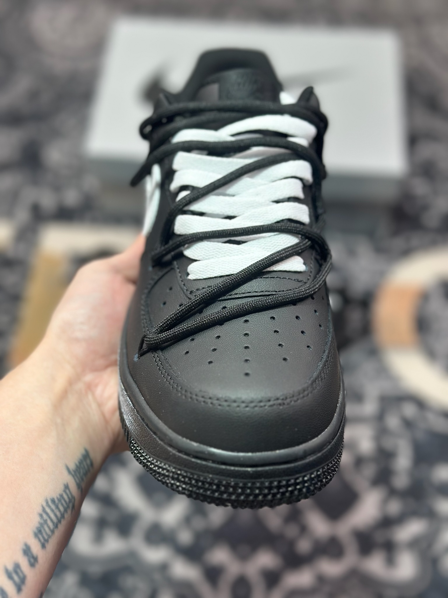 B4260   原装级别Nike Air Force 1 Low 07 黑白 雏菊涂鸦 绑带 CK0316-063