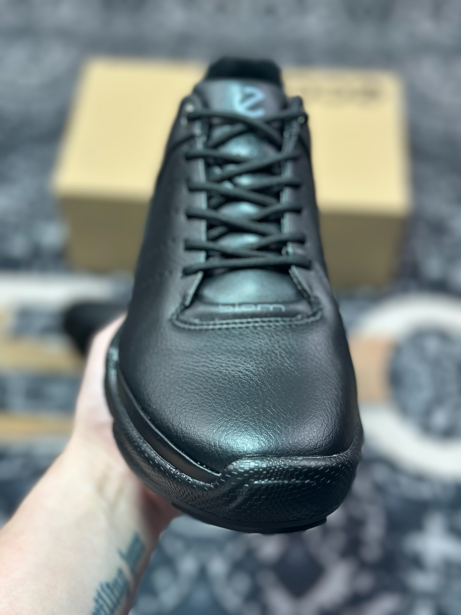 B7300  ECCO爱步Men's Sports Running Biom C Leather 健步C系列低帮百搭休闲运动鞋“皮革全黑” 800464 51052