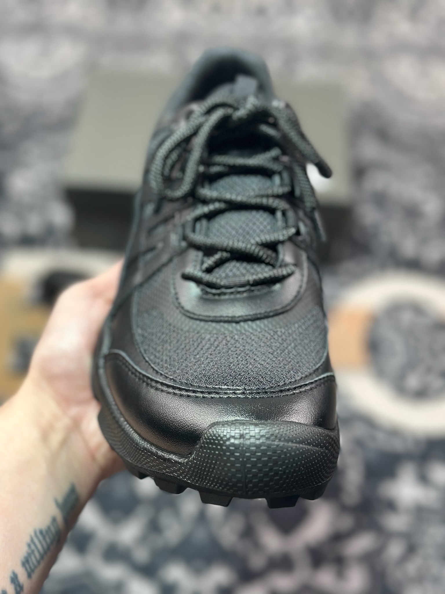 B7300 爱步ECCO Men's Biom C-trail Sneaker 越野C系列低帮系运动鞋“皮革全黑” 803254 51094